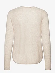 Davida Cashmere - Curved Sweater Loose Tension - džemperi - light beige - 1