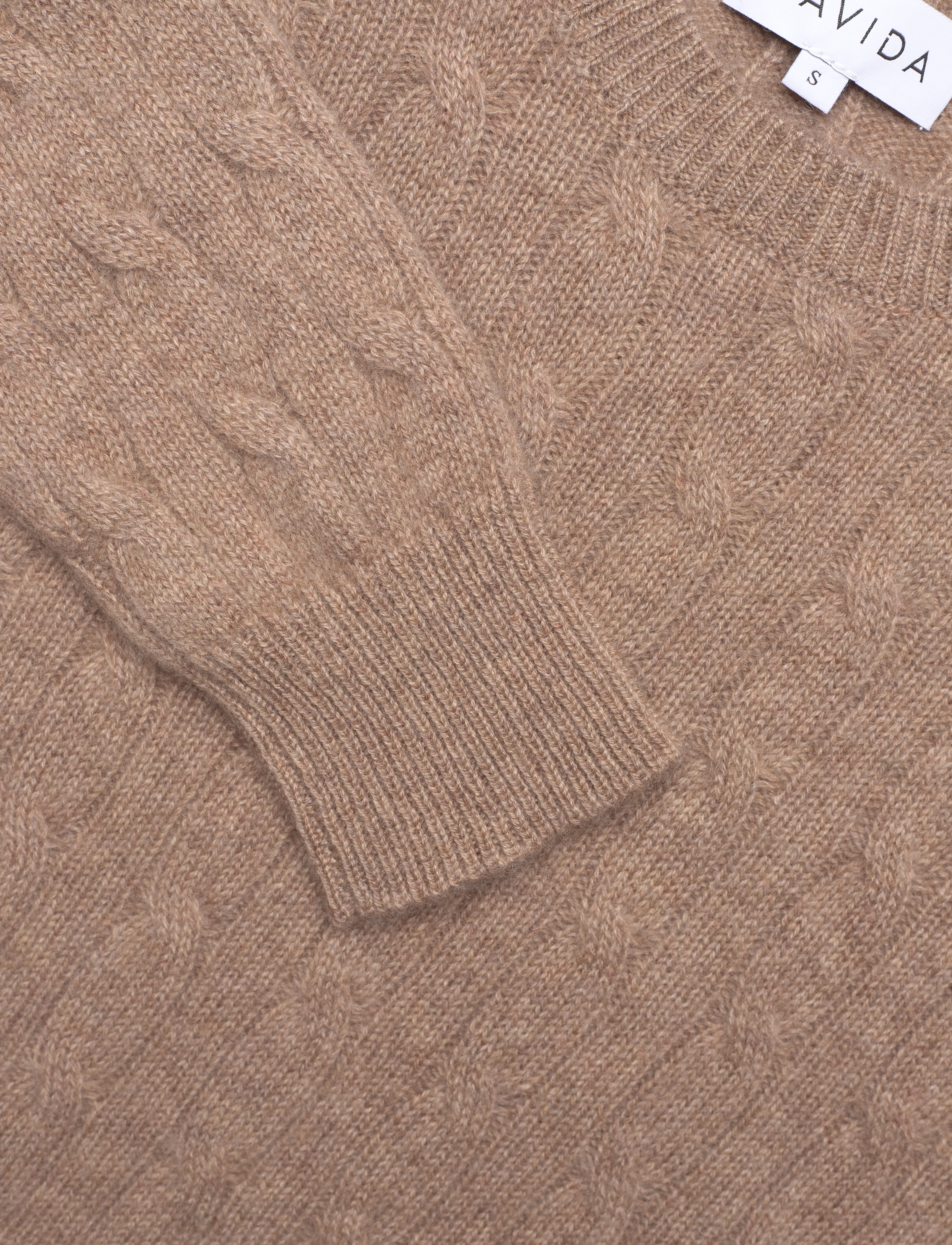 Davida Cashmere - O-Neck Cable Sweater - kaszmir - mink - 2