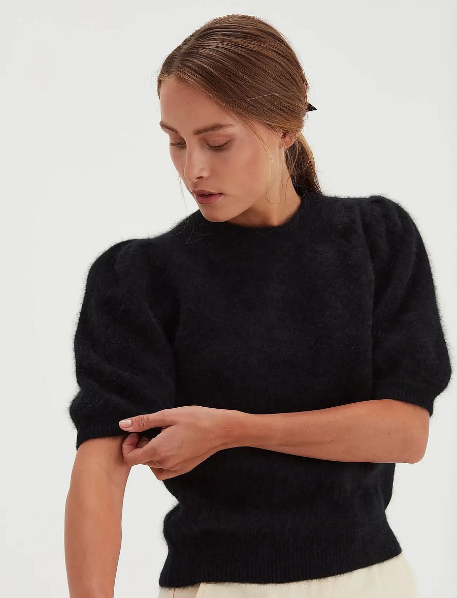 Davida Cashmere - Brushed Puff Sleeve T-shirt - t-shirts - black - 4