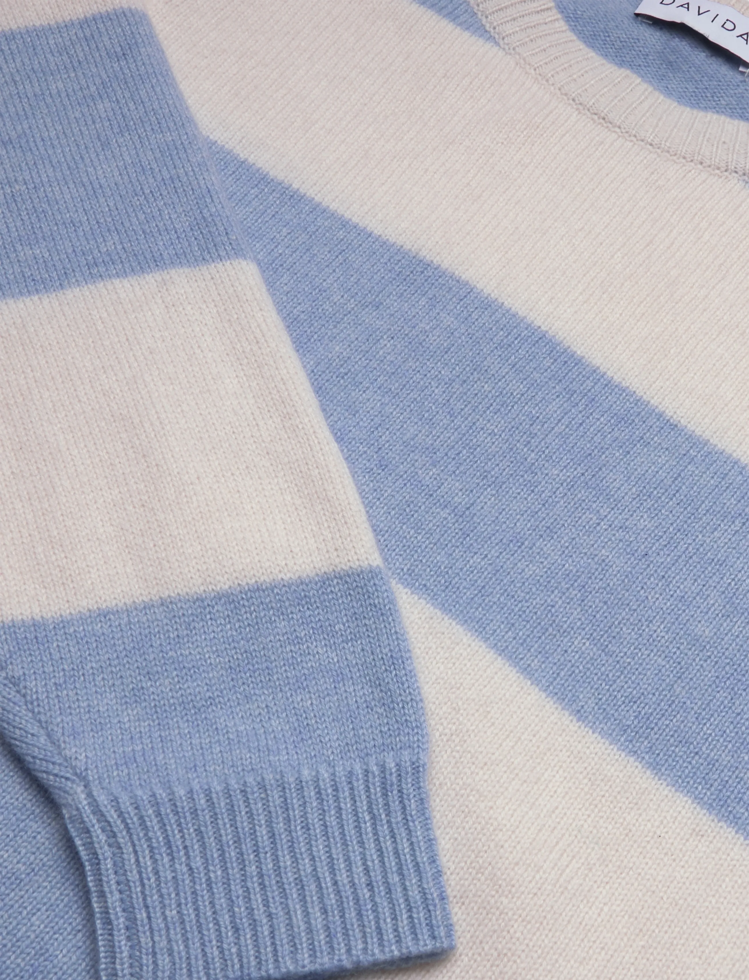 Davida Cashmere - Boxy Raglan Striped Sweater - cashmere - white/blue fog - 2