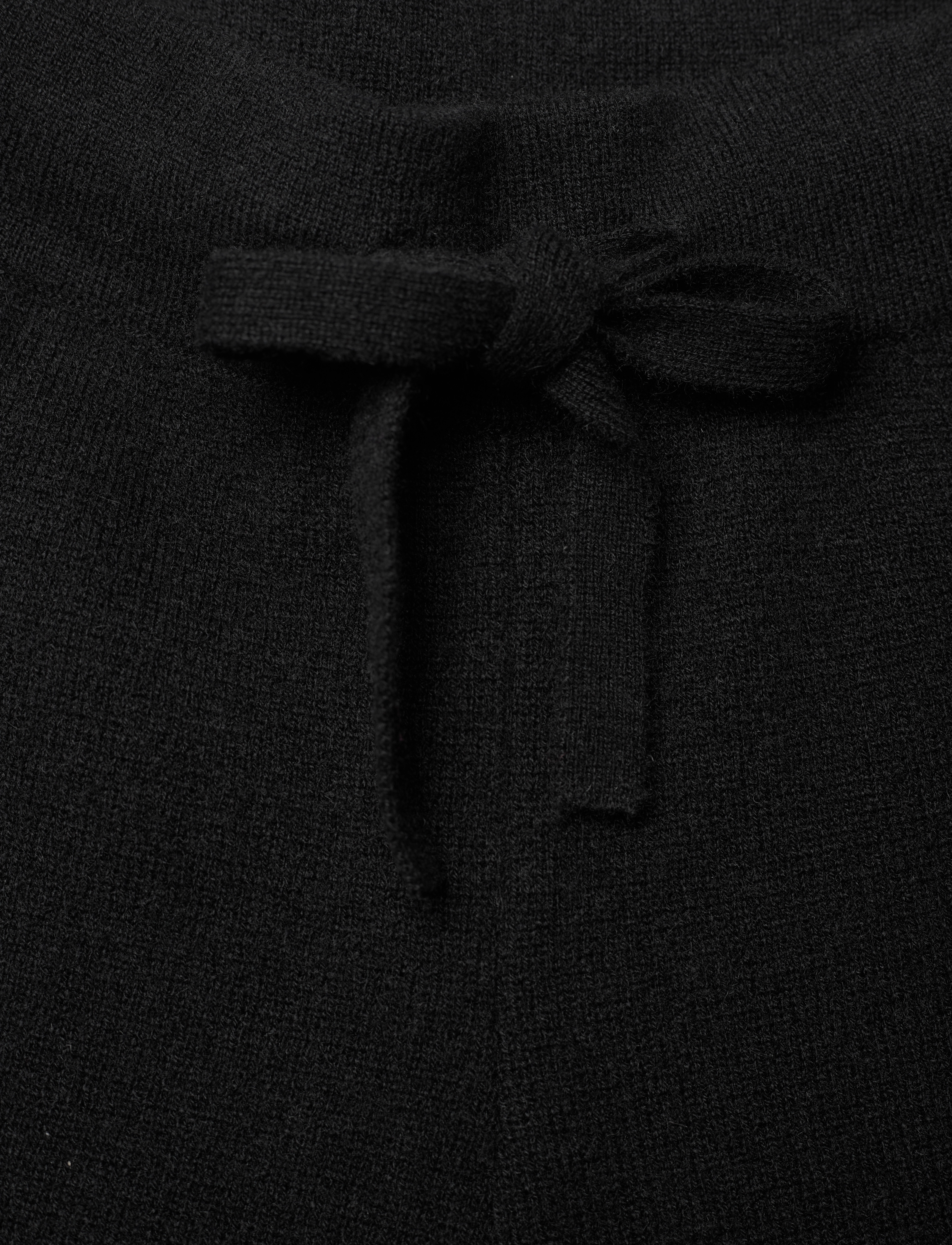 Davida Cashmere - Sporty Shorts - black - 2