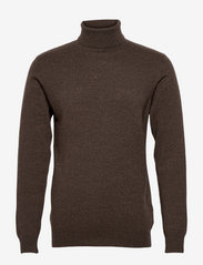 Man Rib Turtleneck - CACAO