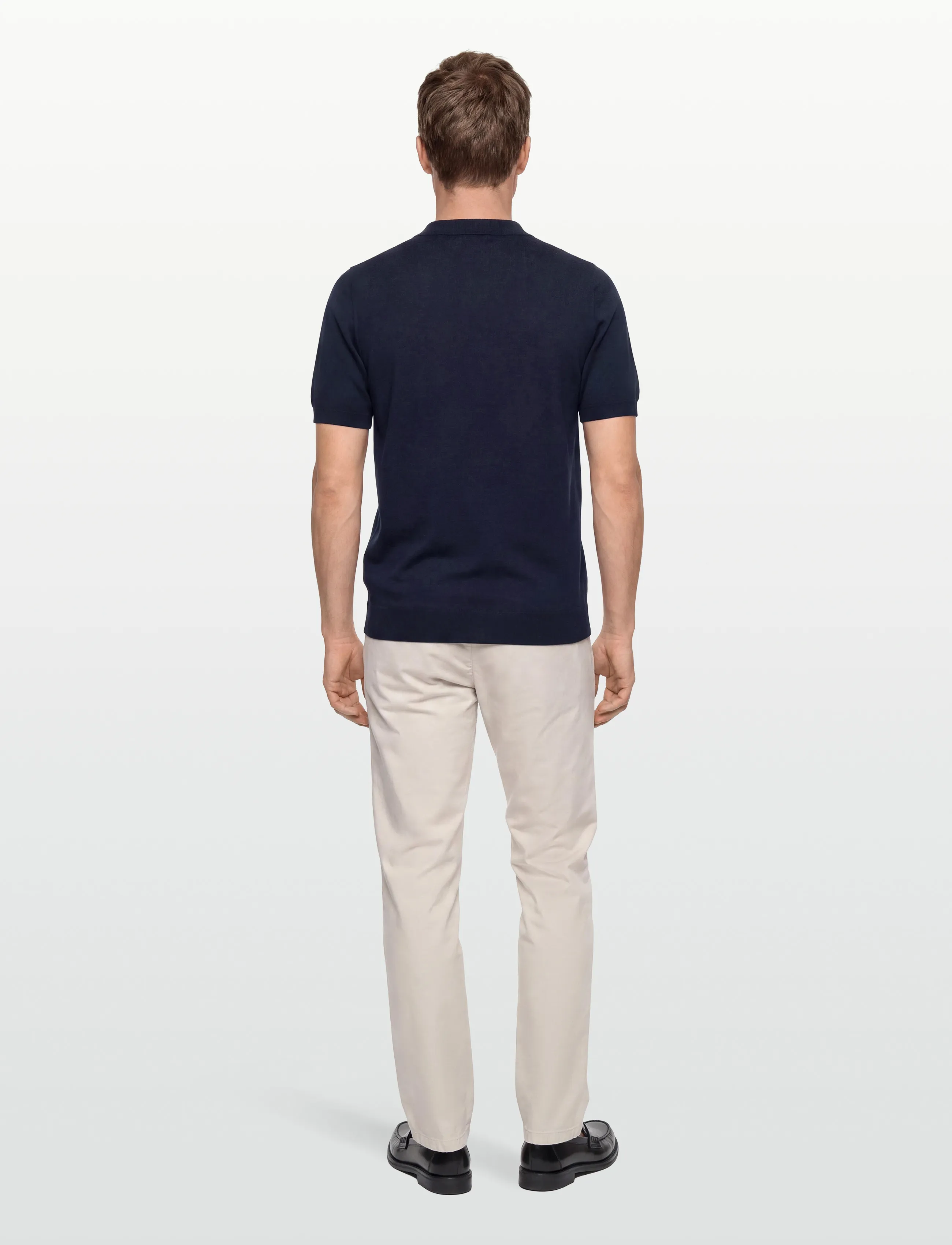 Man Fine Knit Open Collar T-Shirt 3