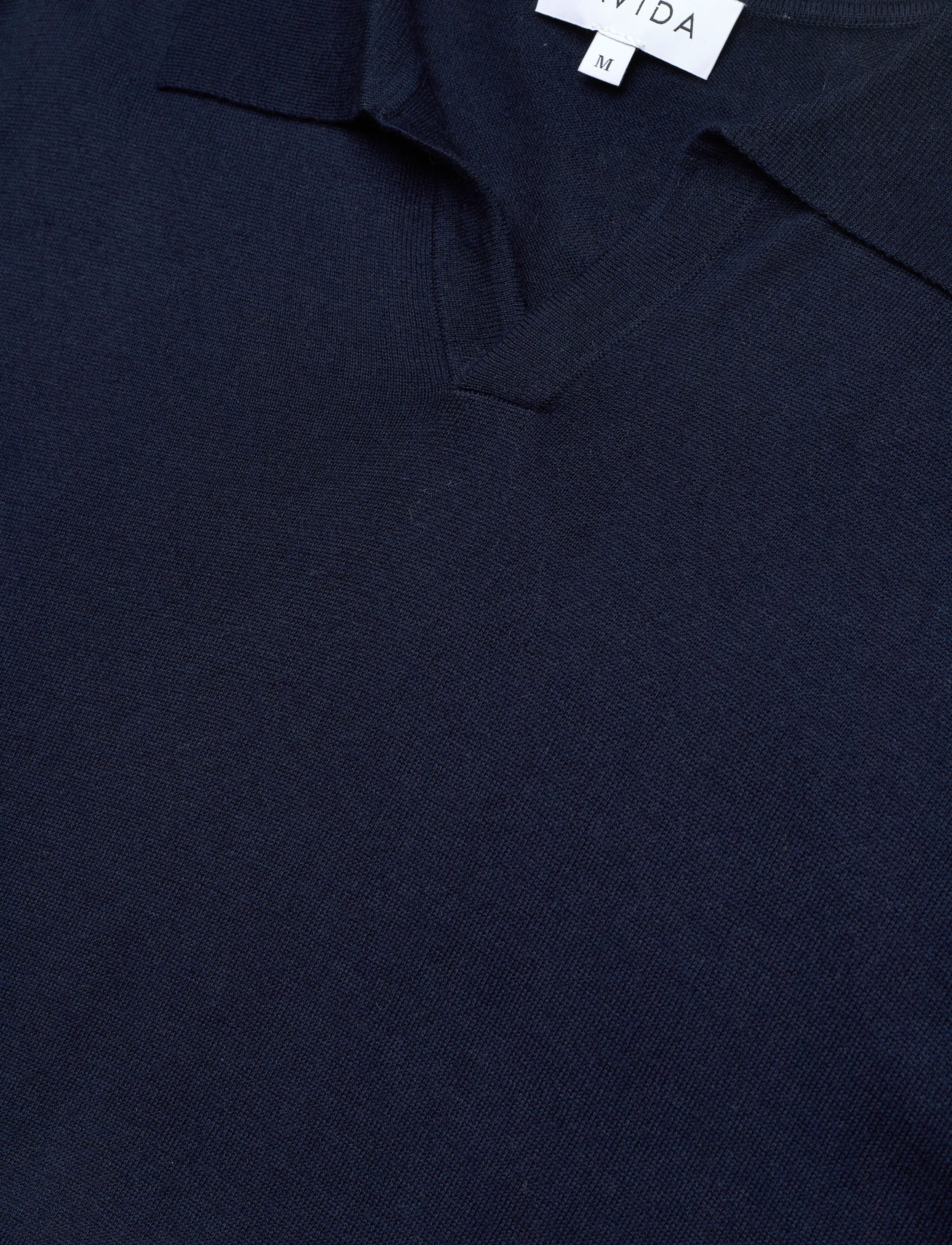 Davida Cashmere - Man Fine Knit Open Collar T-shirt - polostrik - navy - 2