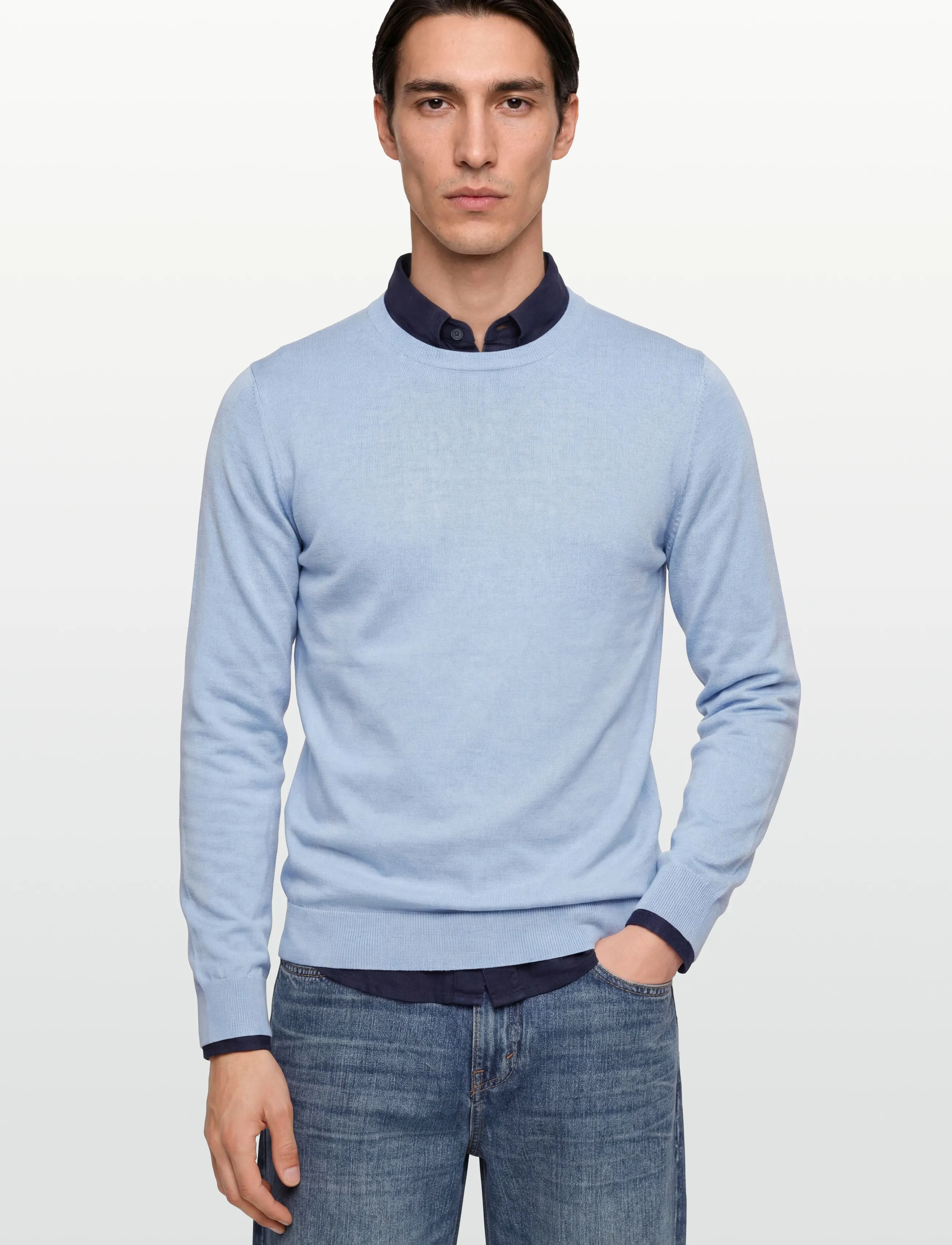 Davida Cashmere - Man Fine Knit O-neck Sweater - rund hals - blue fug - 3
