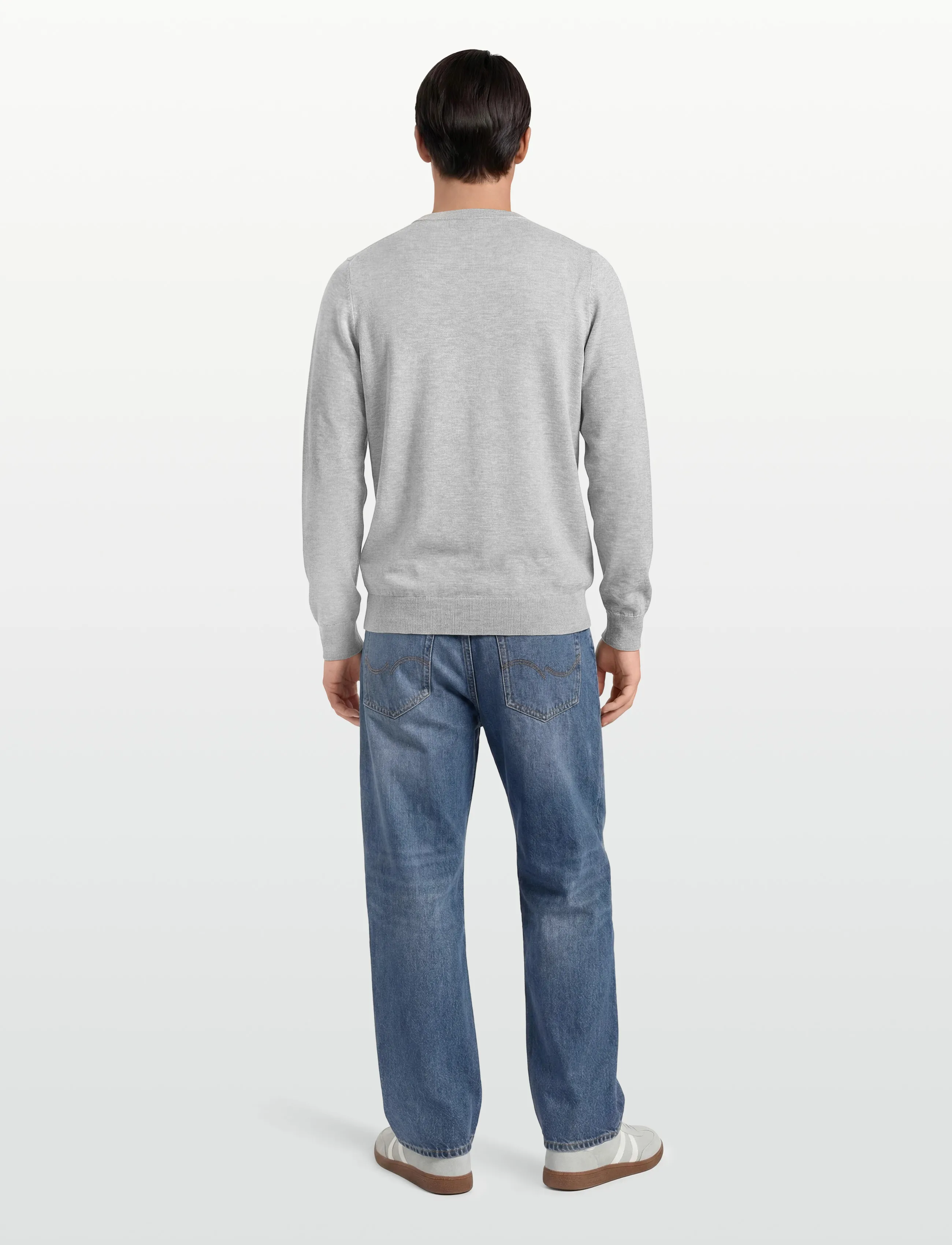 Davida Cashmere - Man Fine Knit O-neck Sweater - Ümmarguse kaelusega kudumid - light grey - 4