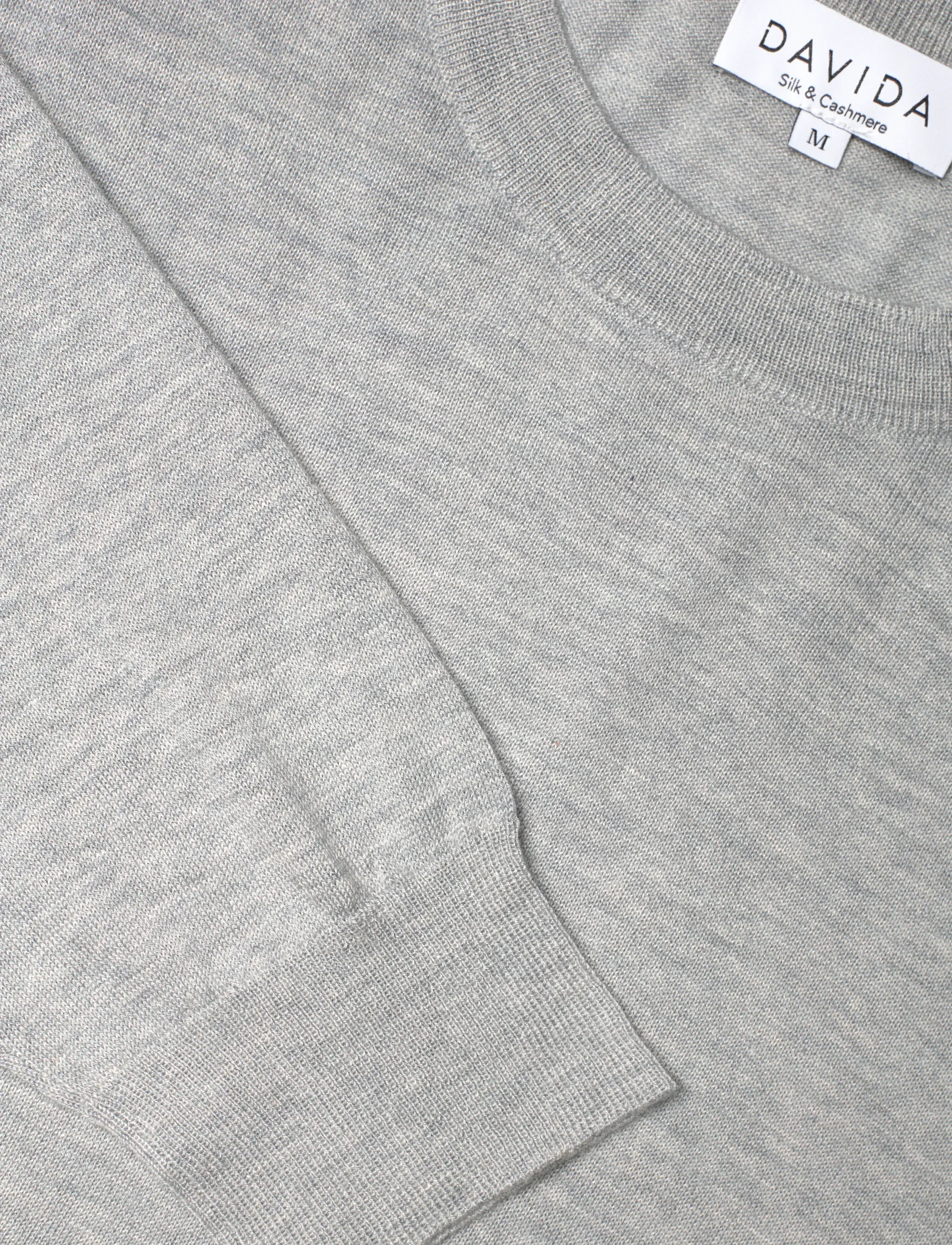 Davida Cashmere - Man Fine Knit O-neck Sweater - rund hals - light grey - 5