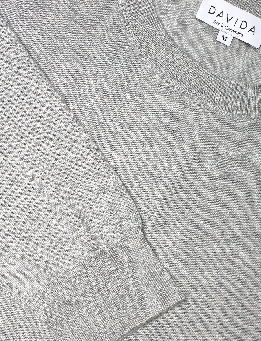 Davida Cashmere - Man Fine Knit O-neck Sweater - rund hals - light grey - 5