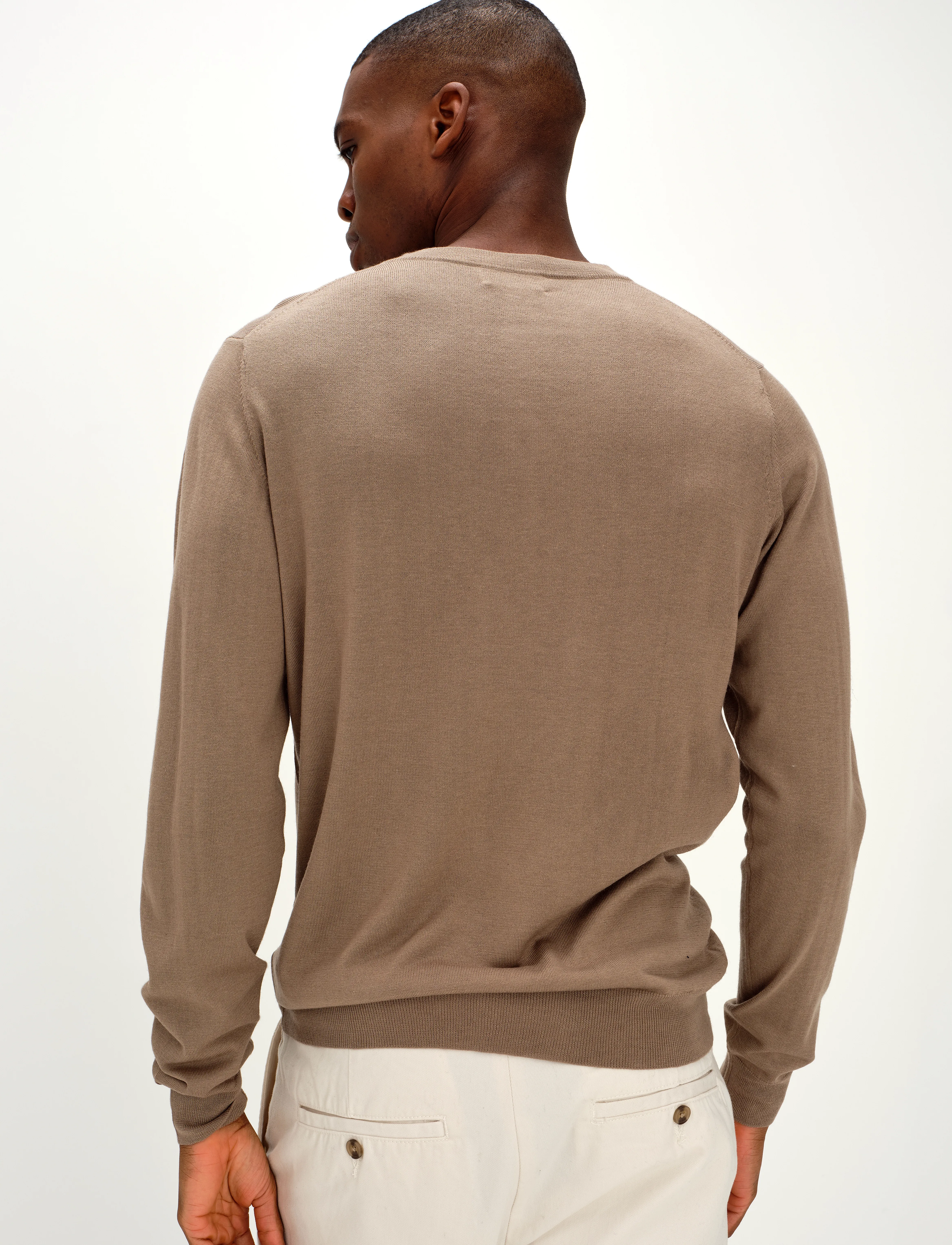 Davida Cashmere - Man Fine Knit O-neck Sweater - pulls col rond - mink - 3