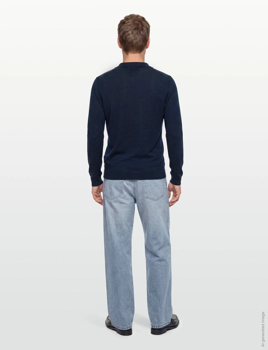 Davida Cashmere - Man Fine Knit Open Collar Sweater - v-ausschnitt - navy - 4
