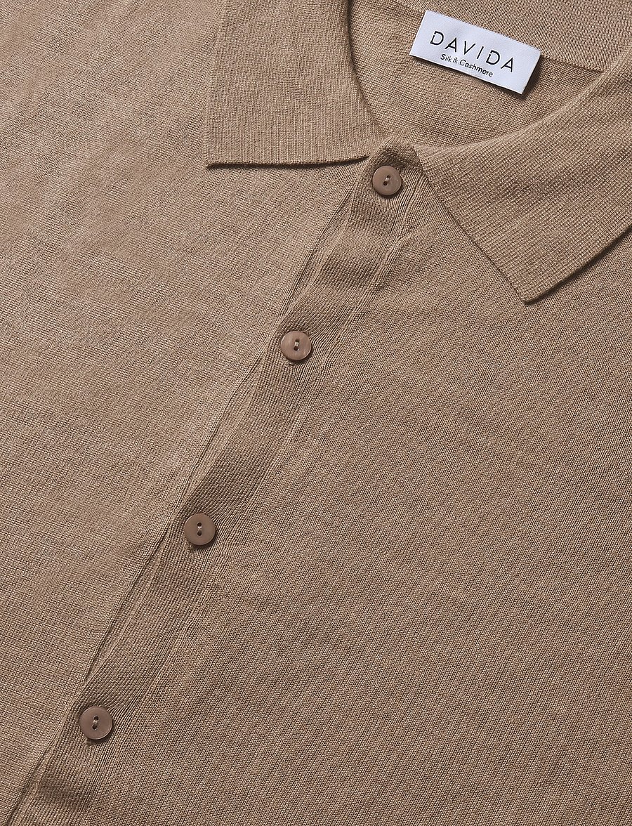 Davida Cashmere - Man Fine Knit Classic Shirt - pikkade varrukatega kootud polod - mink - 5