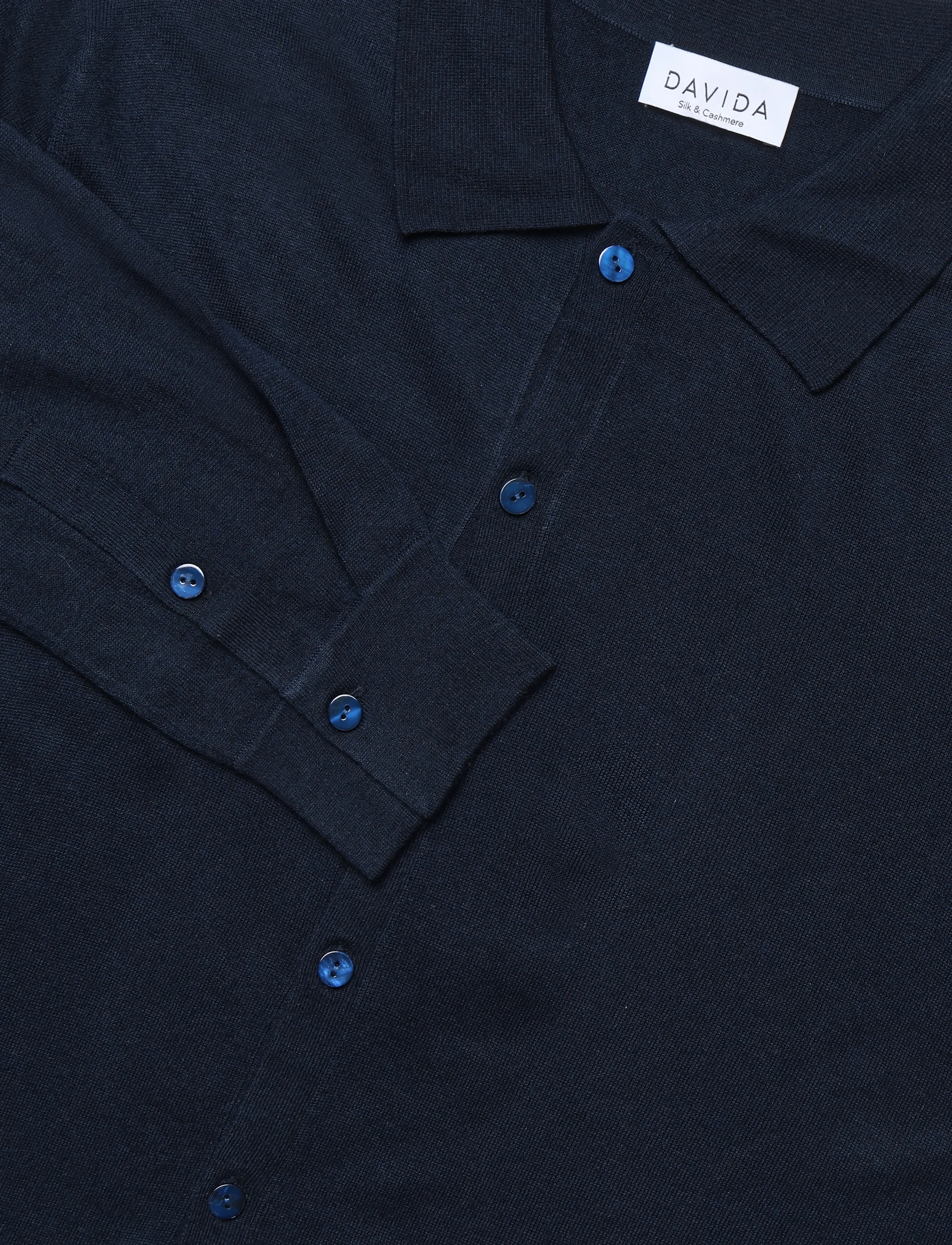 Davida Cashmere - Man Fine Knit Classic Shirt - pikkade varrukatega kootud polod - navy - 2