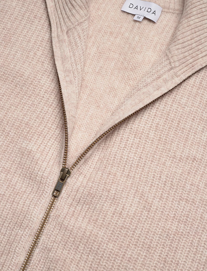 Davida Cashmere - Man Zip Pockets Vest - stickade västar - light beige - 2