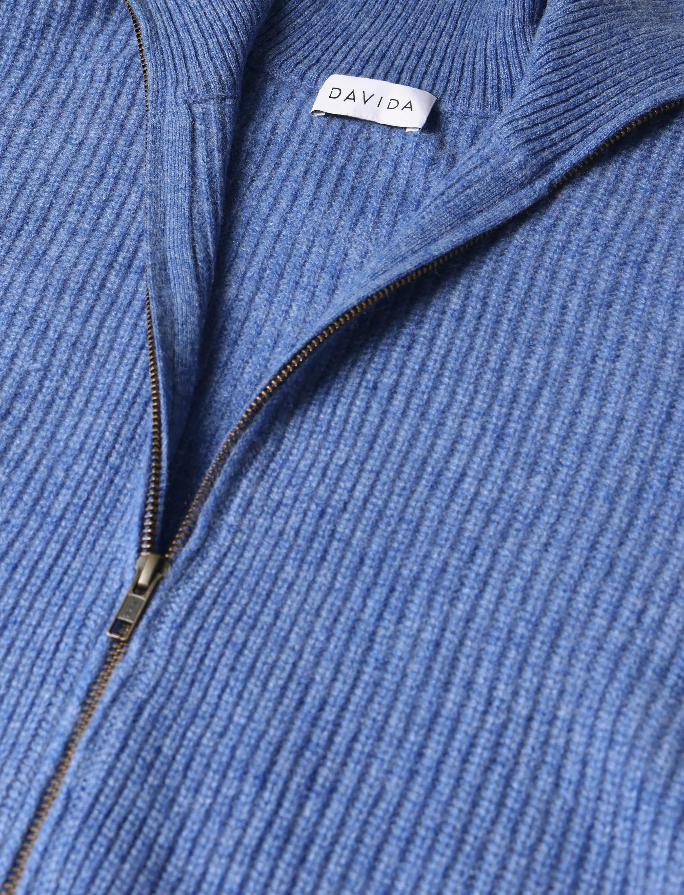 Davida Cashmere - Man Zip Pockets Vest - ocean blue - 2