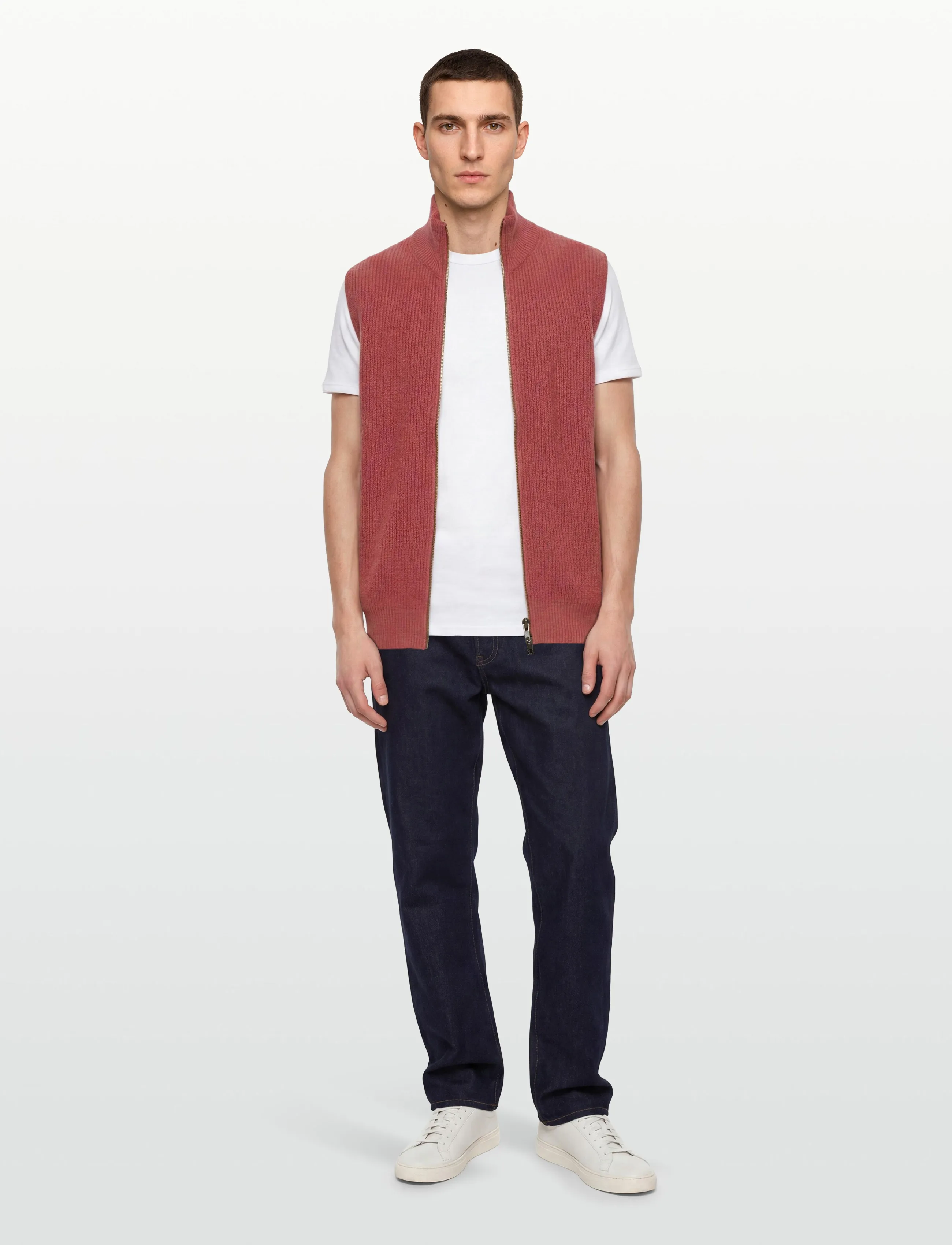 Davida Cashmere - Man Zip Pockets Vest - kootud vestid - rust red - 0