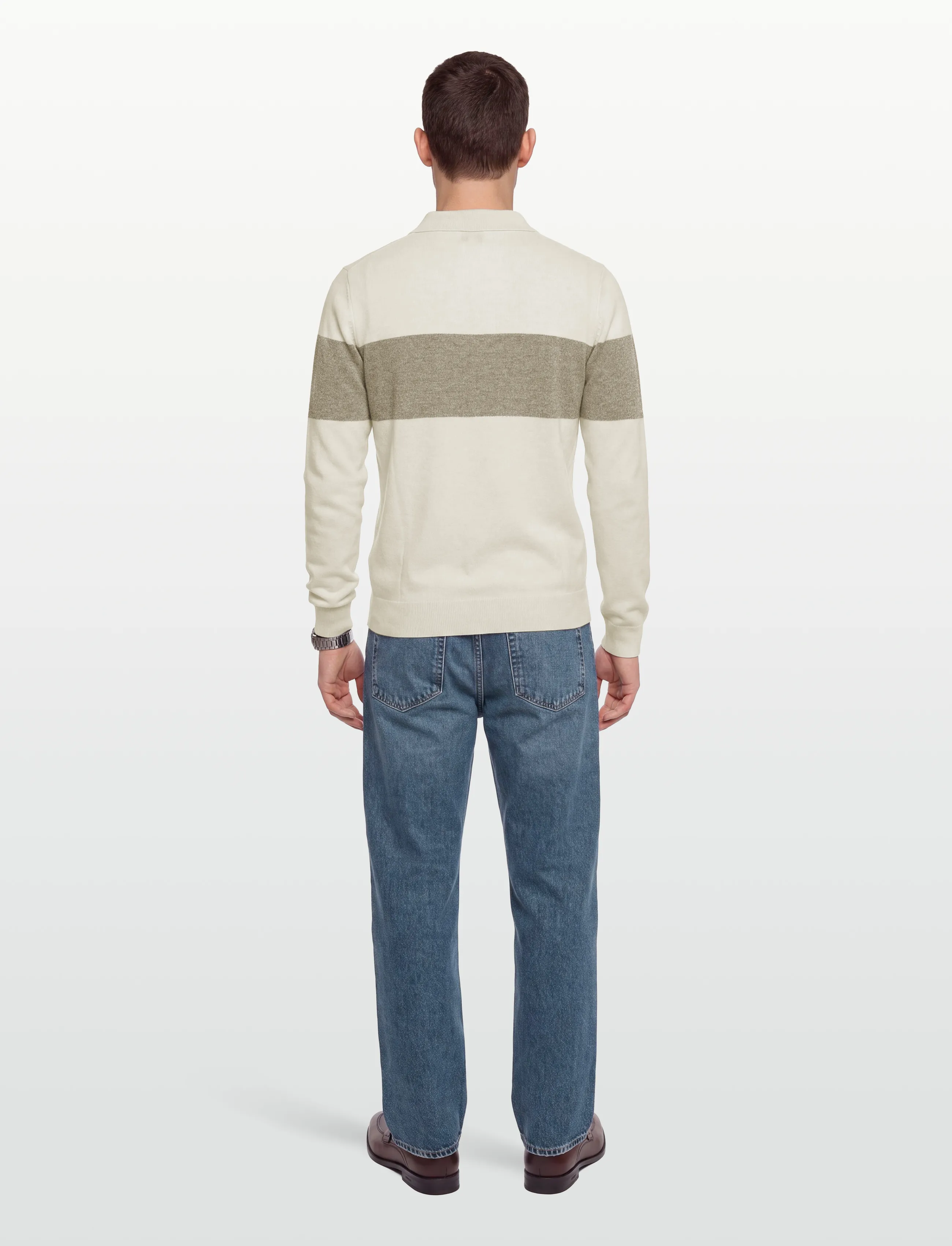 Man Open Collar One Stripe 3