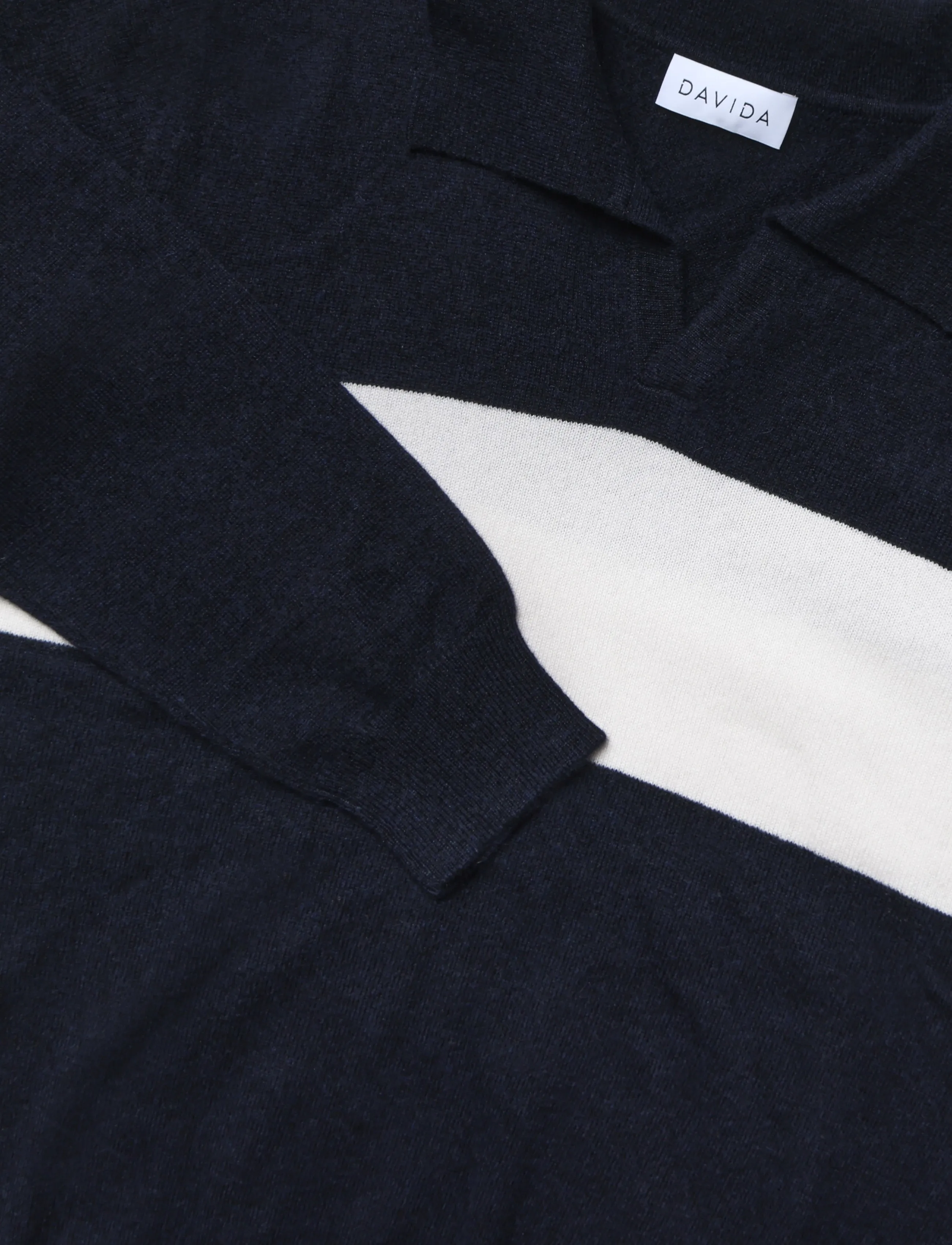 Davida Cashmere - Man Open Collar One Stripe - navy/white - 2