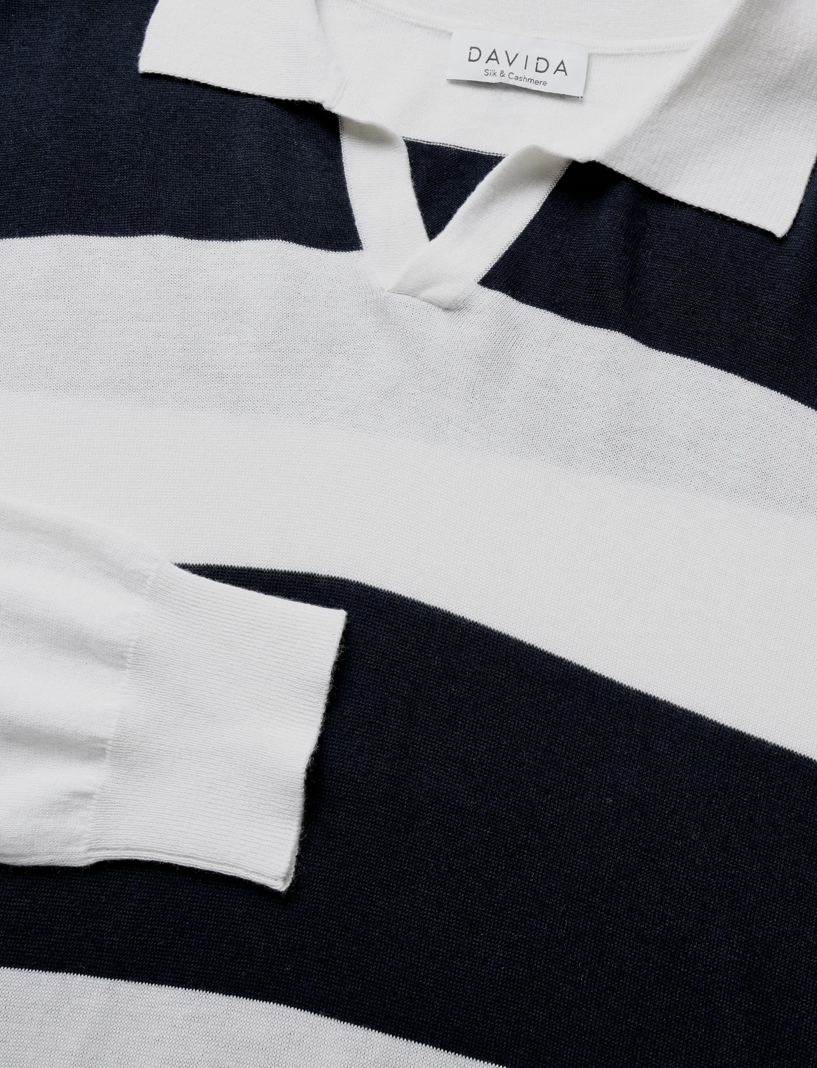 Davida Cashmere - Man Fine Knit Open Collar Striped - poloer i strik med lange ærmer - white/navy - 2