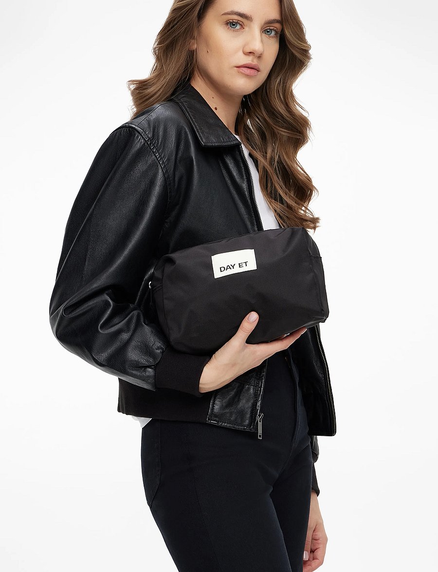 DAY ET - Day Gweneth RE-S Washbag S - ikdienas stils - black - 0