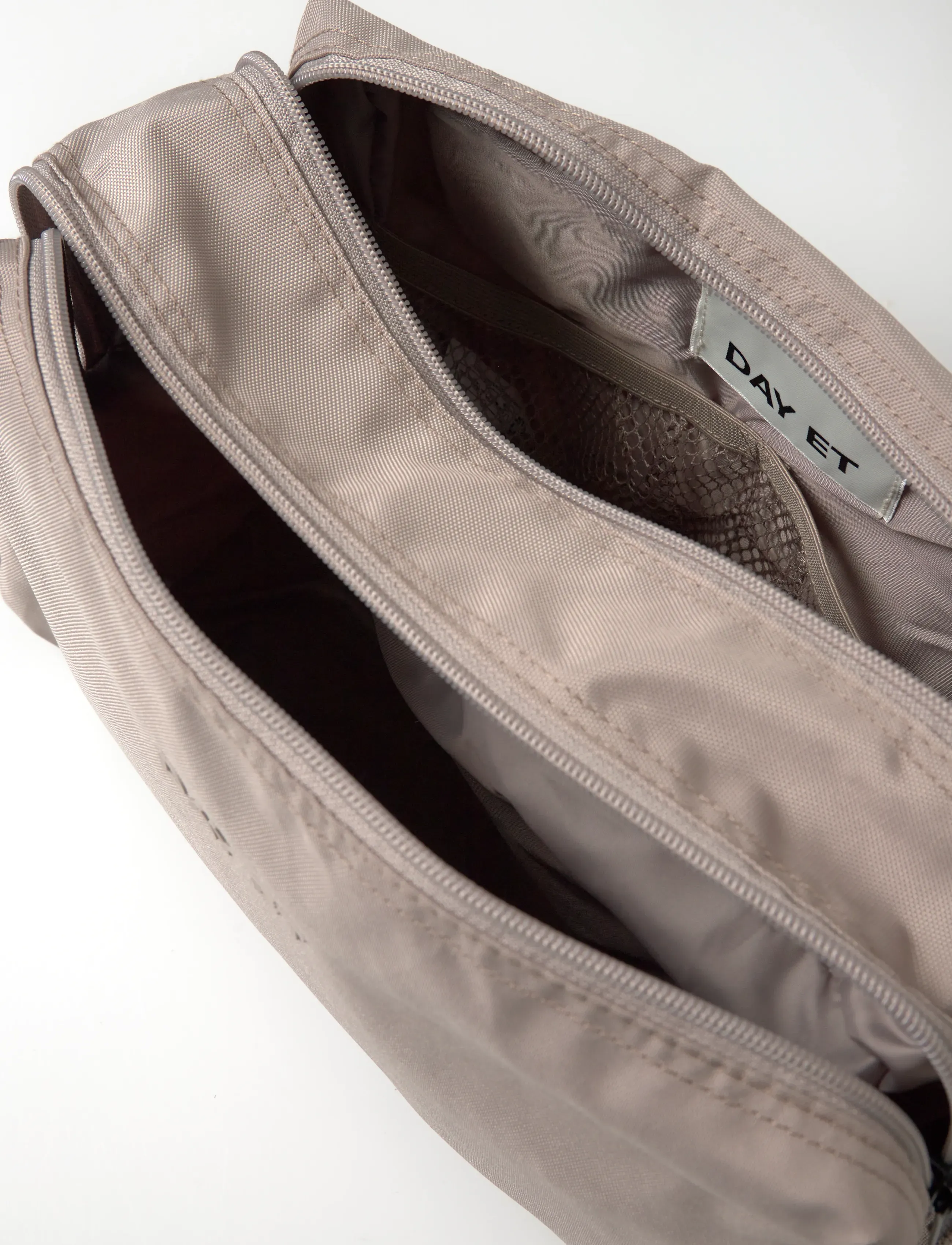 DAY ET - Day RE-S Tonal Washbag L - makeup - moon rock - 5