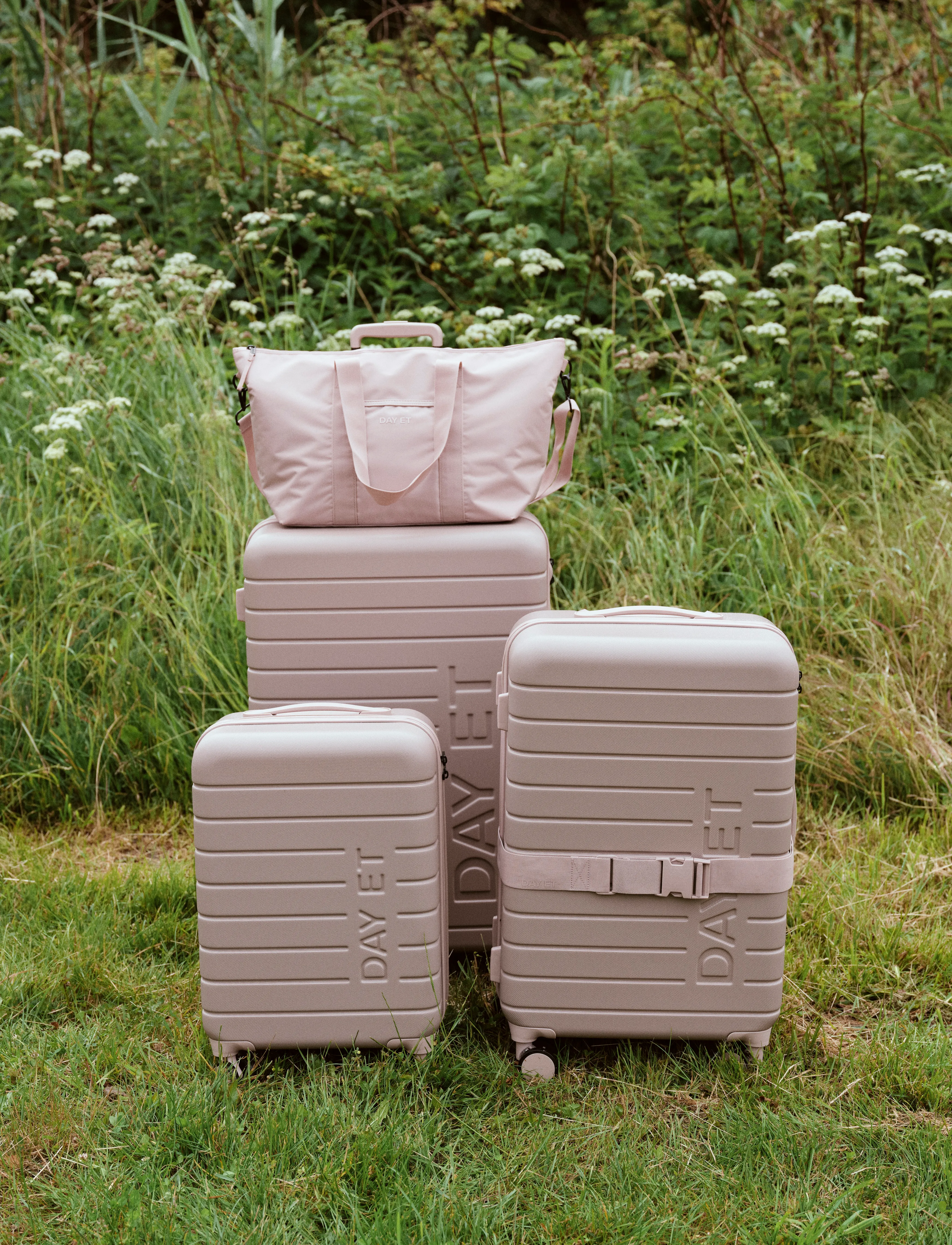 DAY ET - Day Tonal 24" Suitcase - medium resväskor - cloud rose - 5
