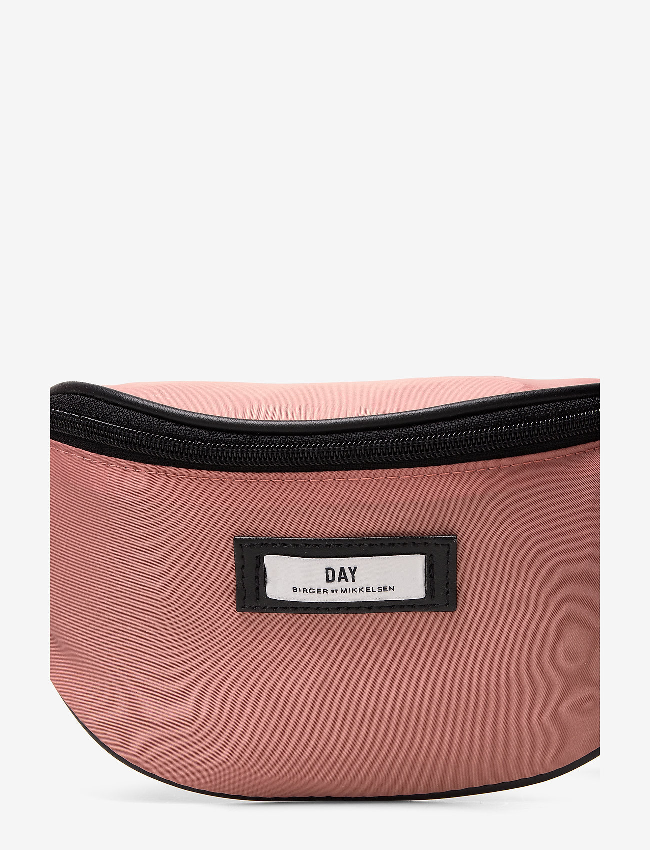 DAY ET - Day Gweneth Bum - 2 hand - 3