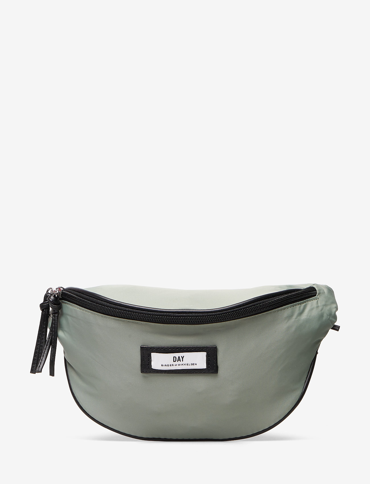 Day Gweneth Bum - GREEN BAY