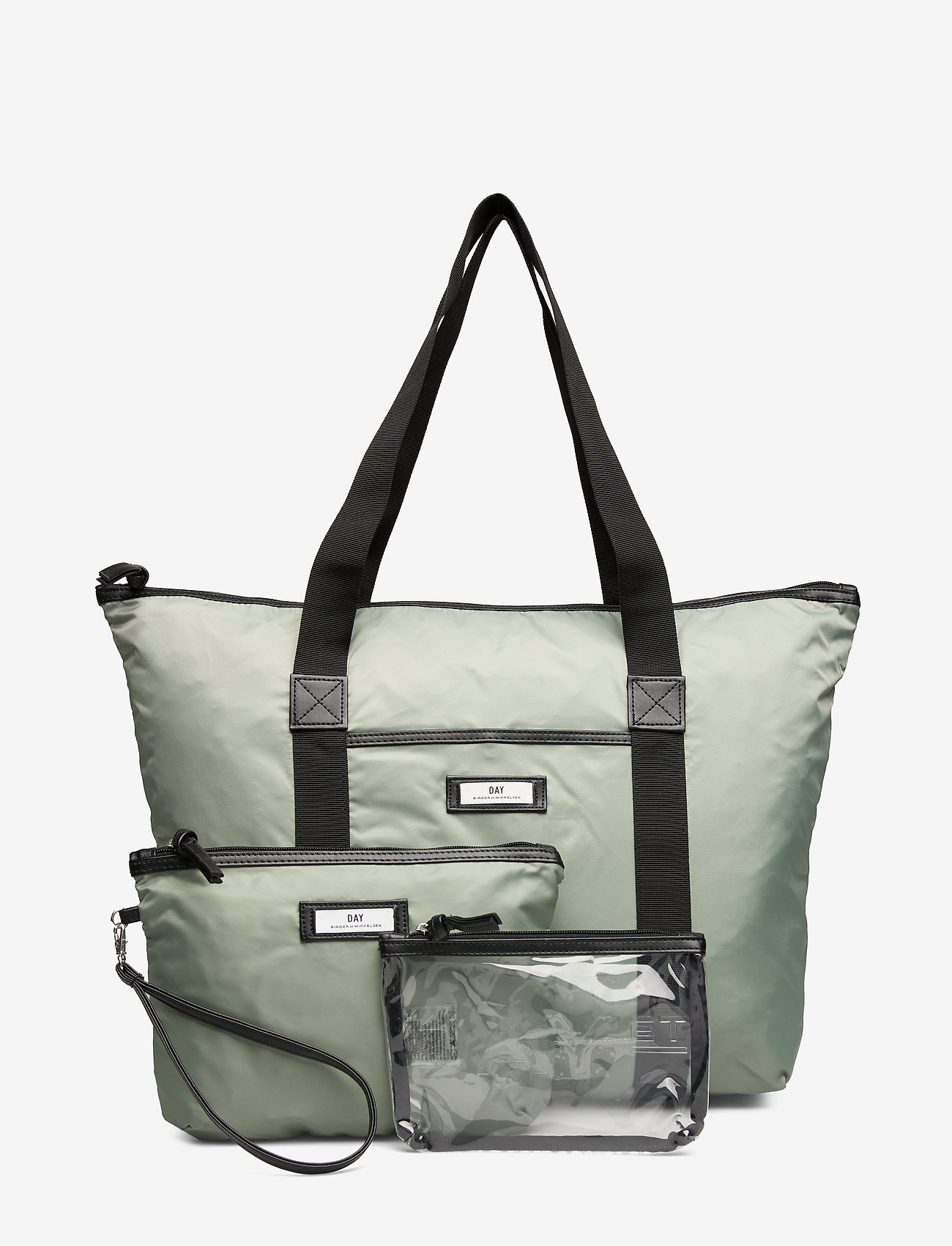 Day Gweneth Take Off - GREEN BAY