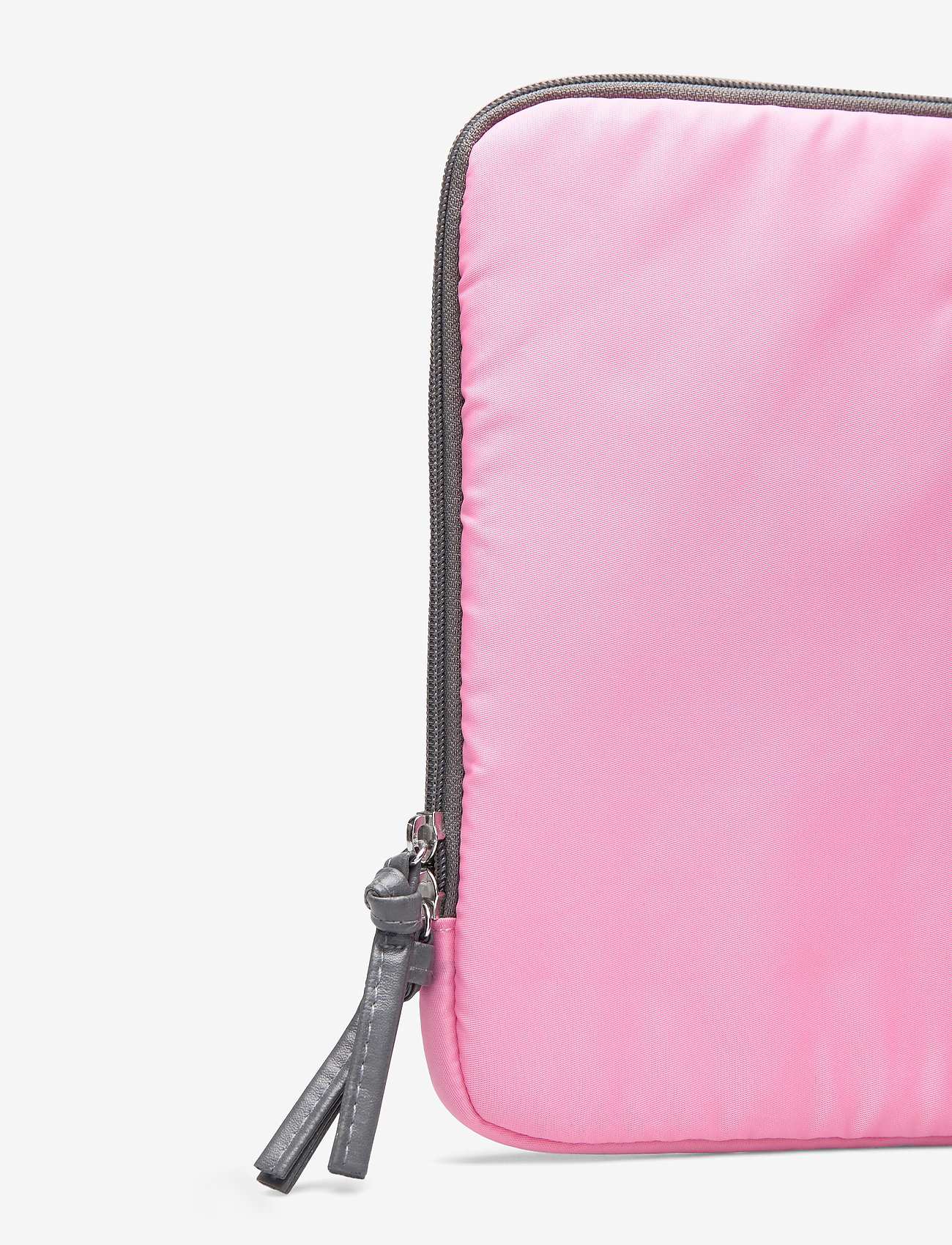 DAY ET - Day Gweneth Folder 13 - fairy tale pink - 3