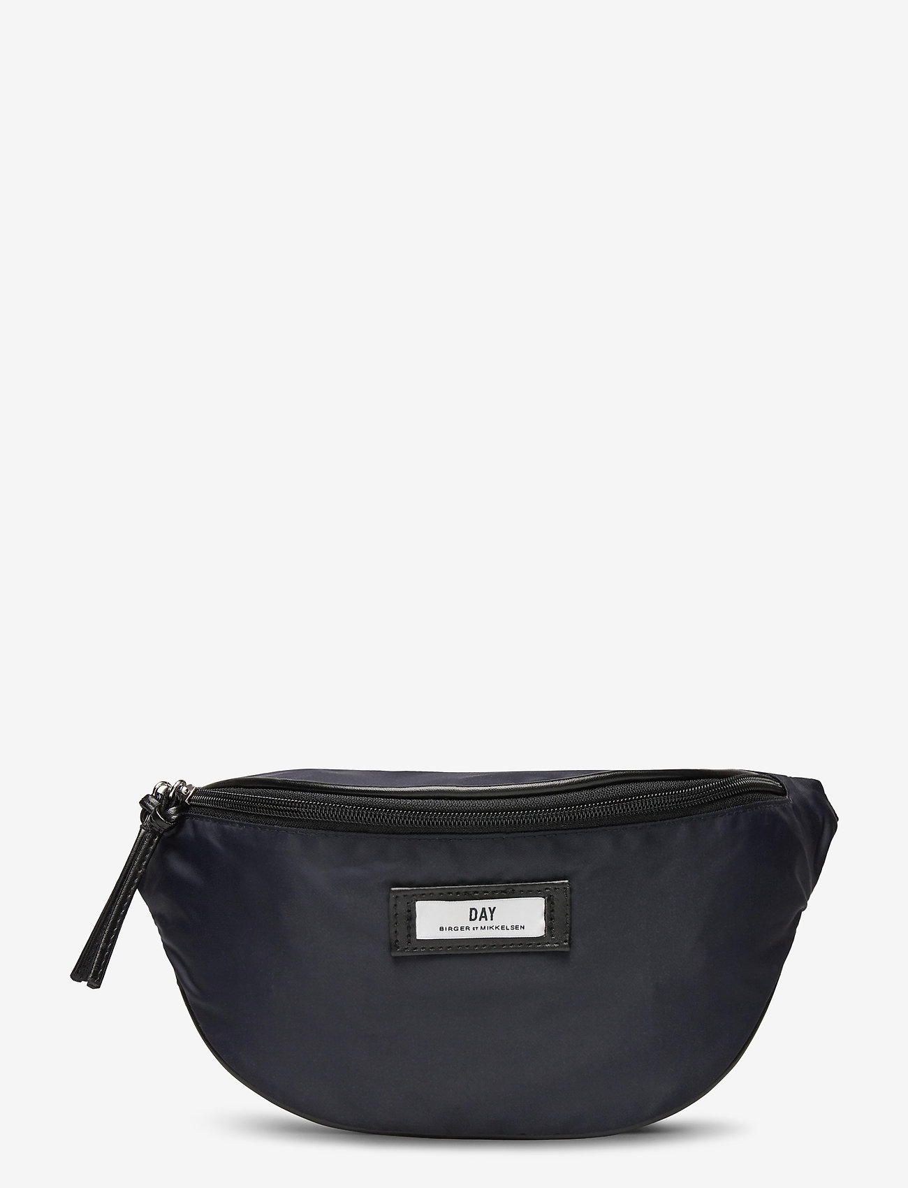 Day Gweneth Bum - DARK NIGHT