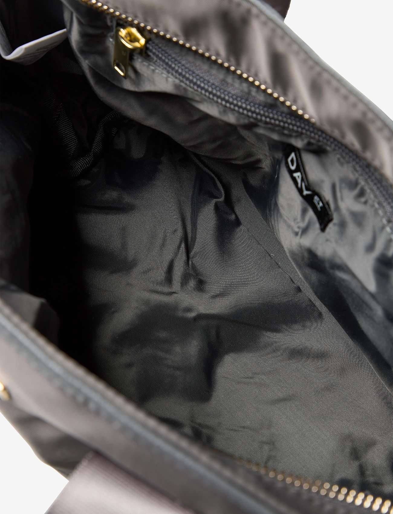DAY ET - Day Logo Band Tone Bag S - pavement - 4