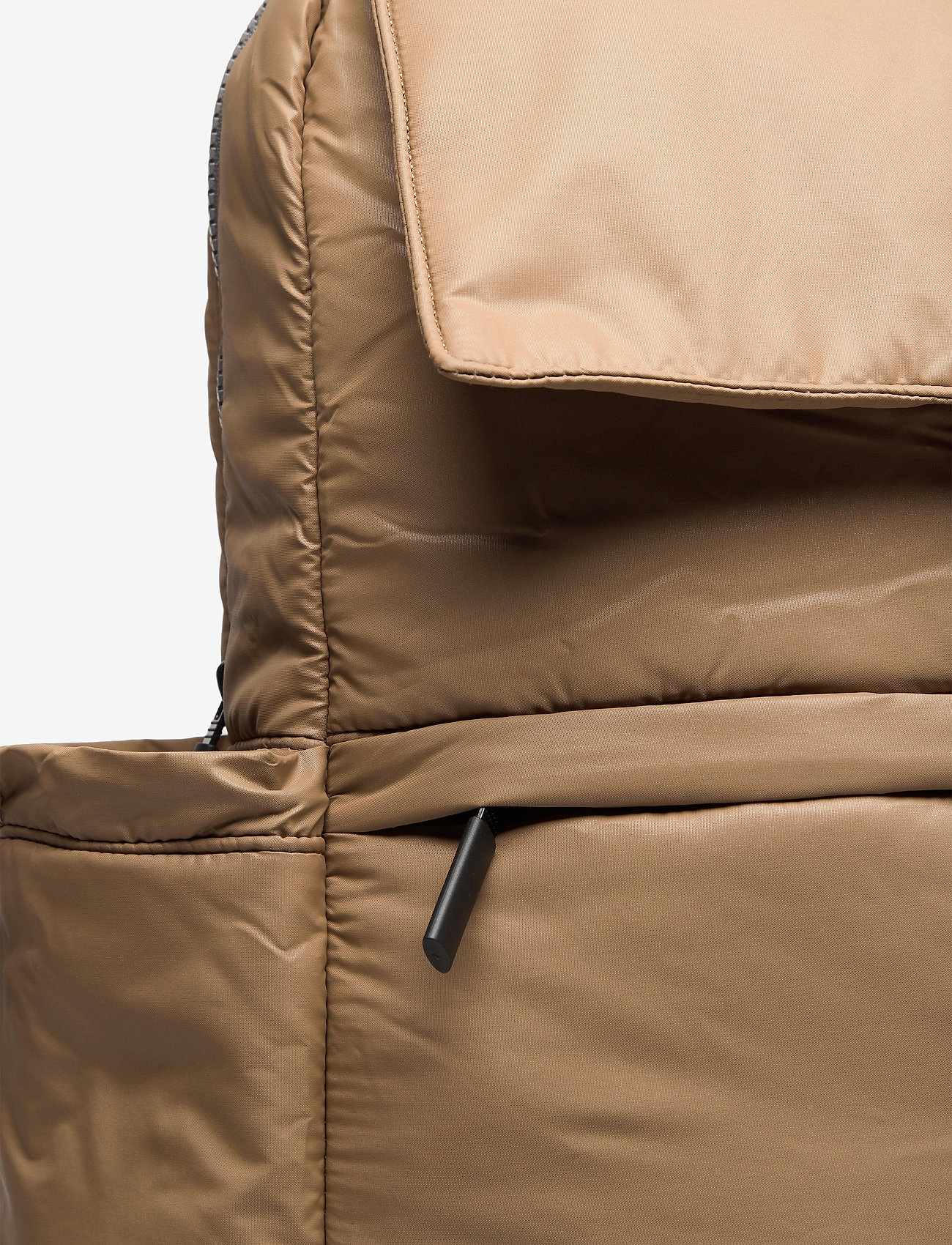 DAY ET - Day Puffy Sport BP Flap - desert taupe - 3