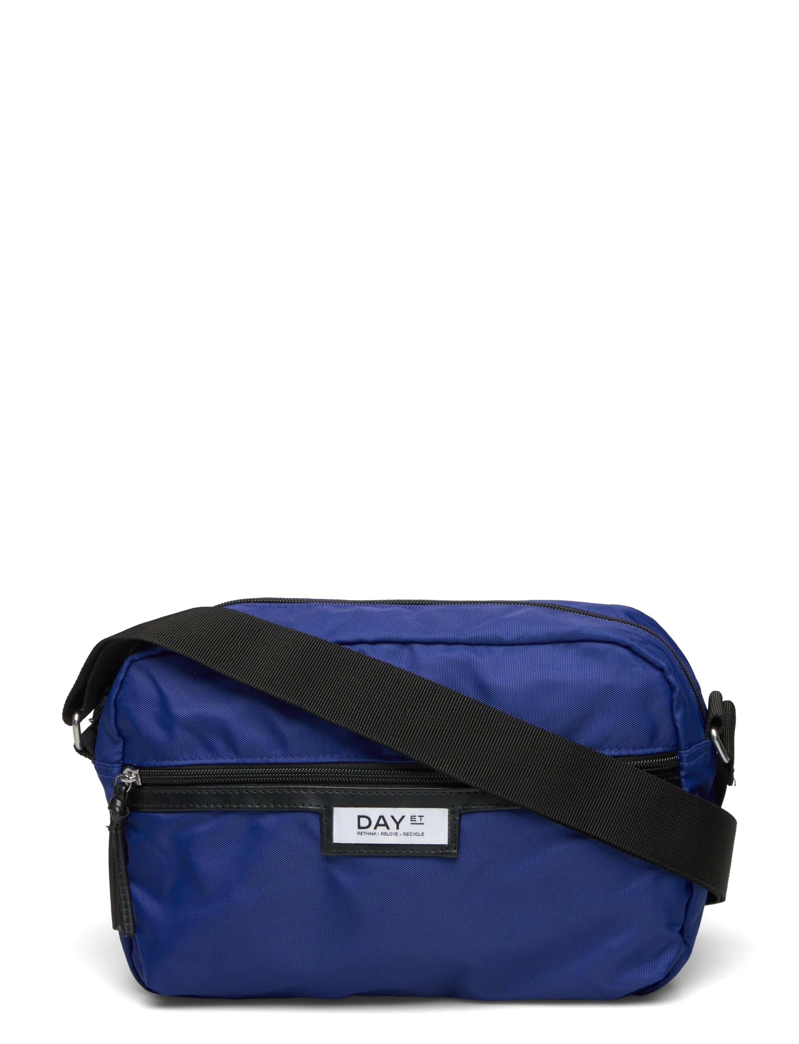 Day Gweneth RE-S Camera - SURF