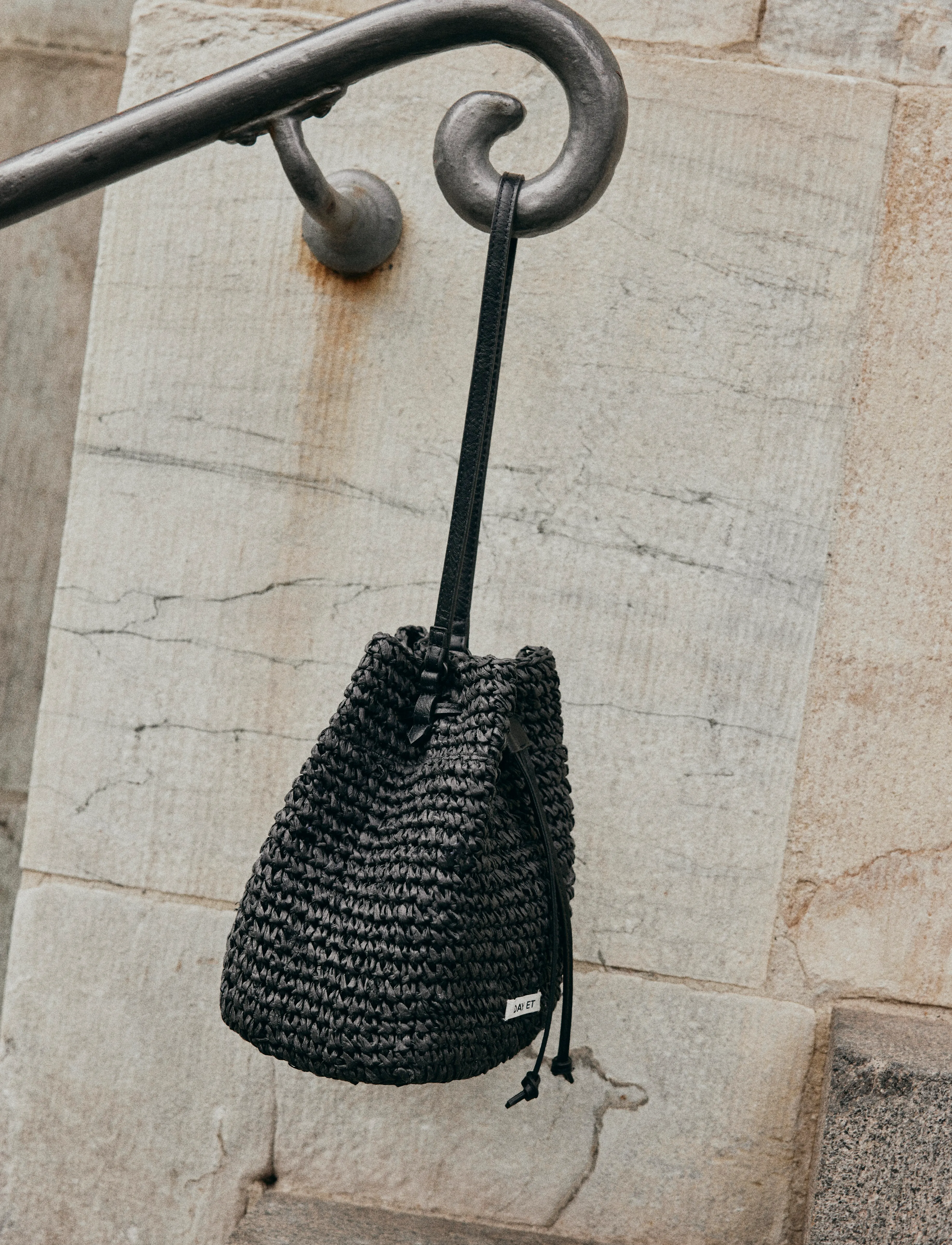 DAY ET Day Straw Bucket, Kvinder, Strå Spandtaske, Sort, Str: ONE SIZE