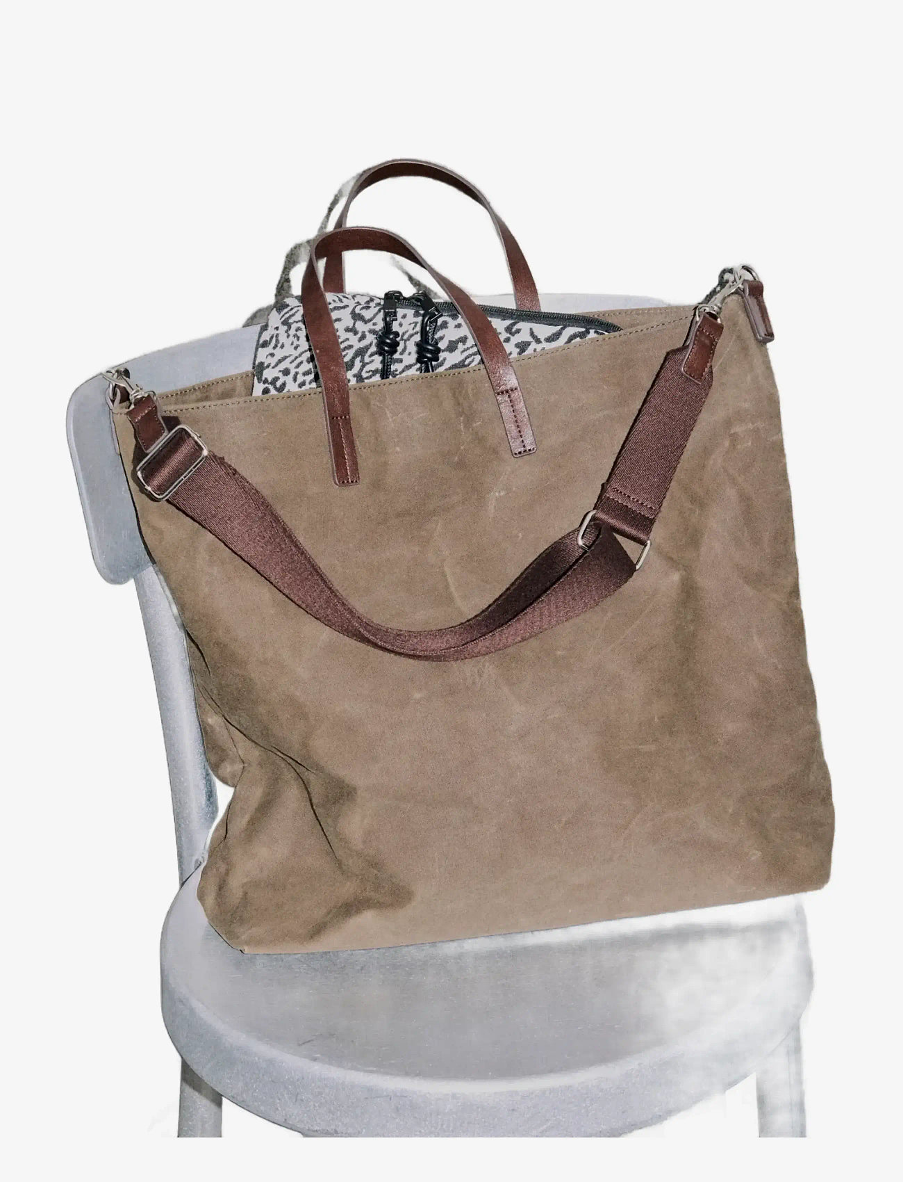 DAY ET - Day Waxed Cotton CB Tote - tote bags - major brown - 1