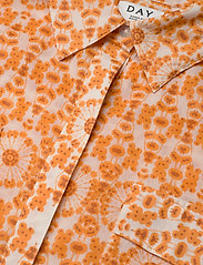 Day Birger et Mikkelsen - DAY Radiate - langærmede skjorter - apricot - 2