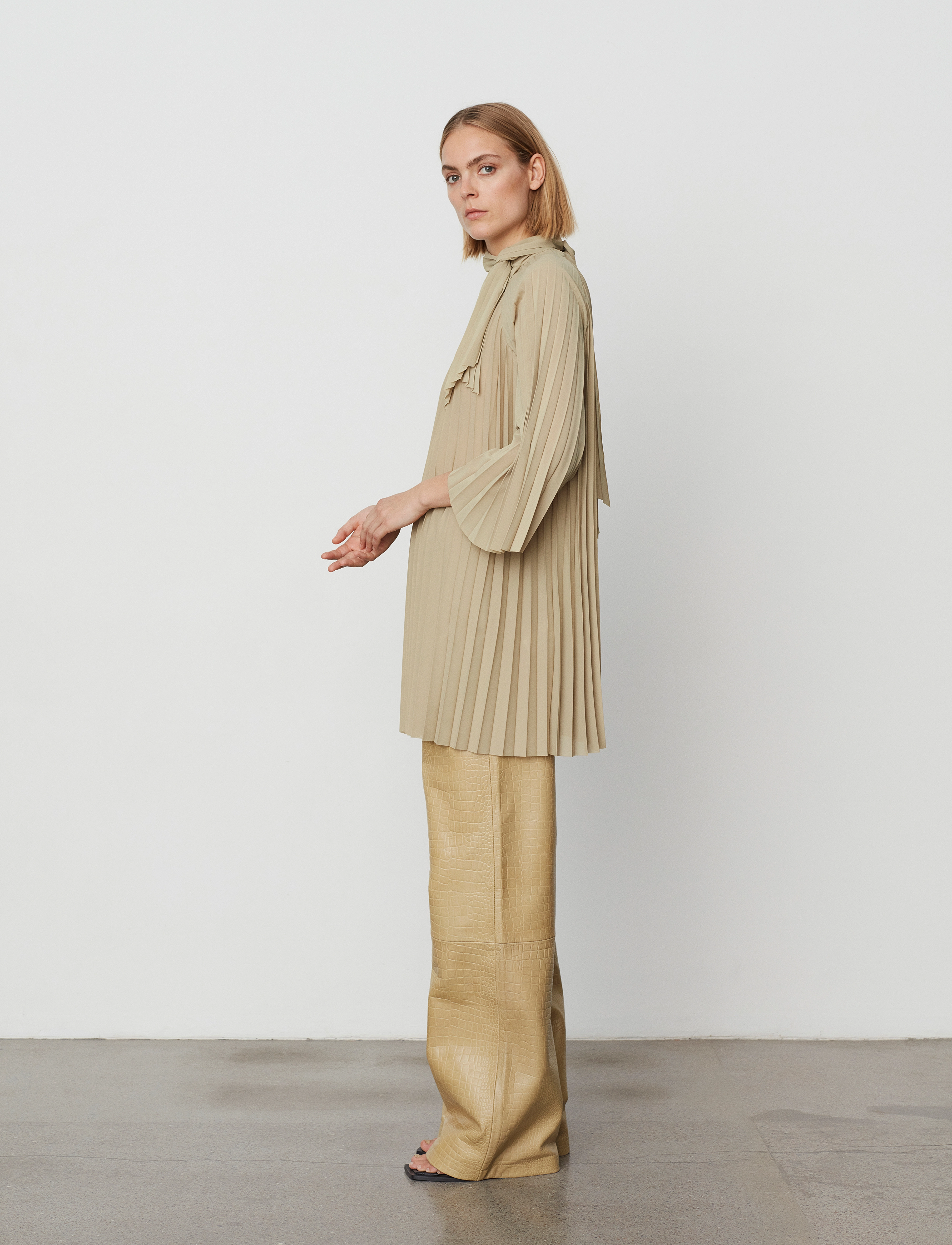 Day Birger et Mikkelsen - Calvin - Solid Plissé - tunics - light khaki beige - 3