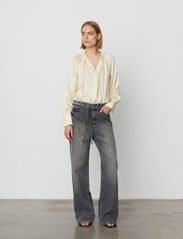 Day Birger et Mikkelsen - Grace - Fluid Texture - long-sleeved blouses - cloud cream - 2
