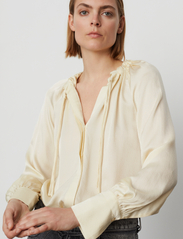 Day Birger et Mikkelsen - Grace - Fluid Texture - bluzki z długimi rękawami - cloud cream - 6