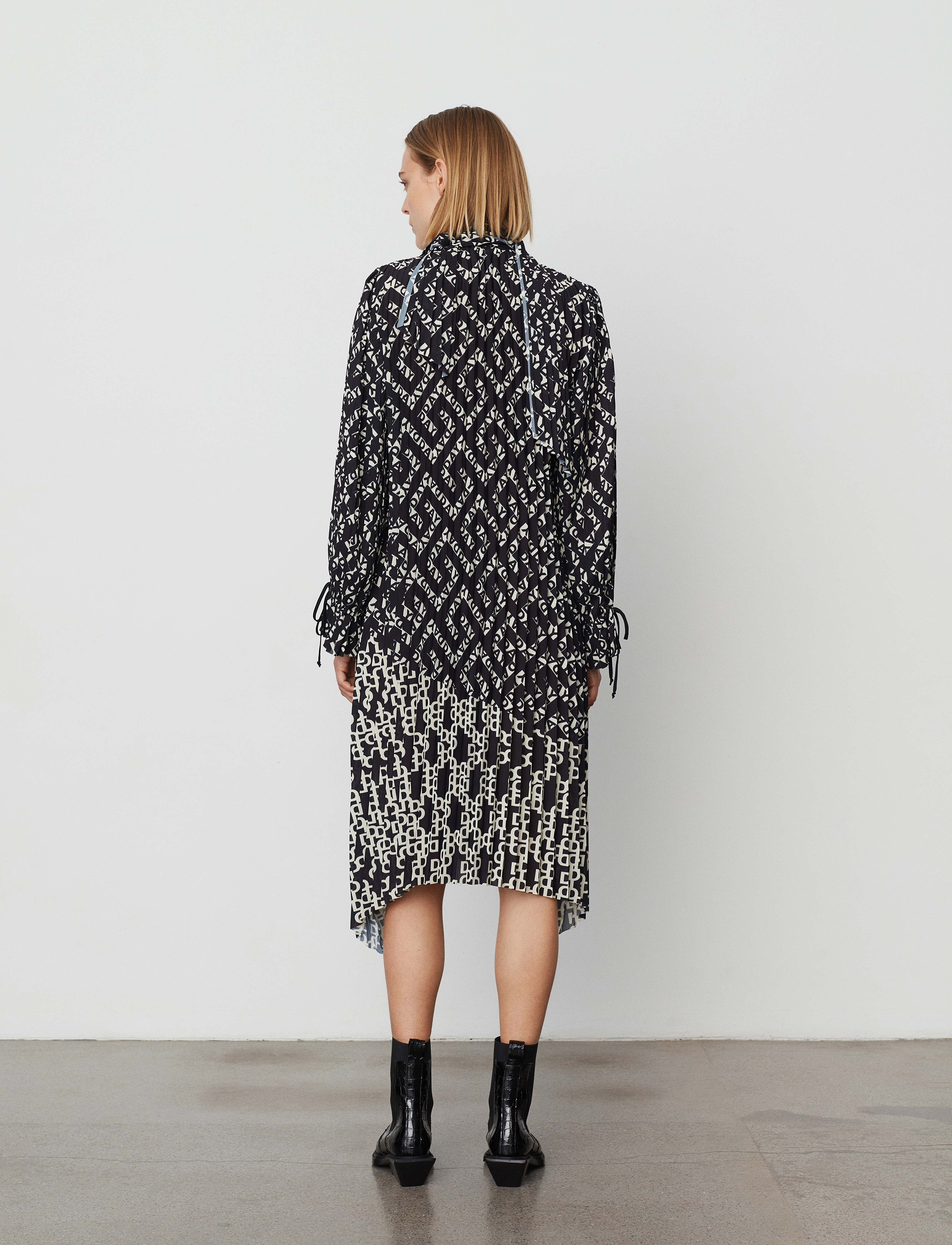 Day Birger et Mikkelsen - Oscar - Graphic Mix - vidutinio ilgio suknelės - black - 4
