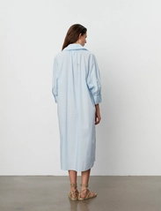 Day Birger et Mikkelsen - Colette - Coated Cotton - skjortekjoler - light blue - 8