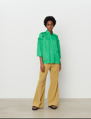 Day Birger et Mikkelsen - Mateo - Modern Drape - long-sleeved blouses - kelly green - 2