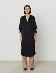 Day Birger et Mikkelsen - Blaize - Fluid Texture - shirt dresses - black - 2