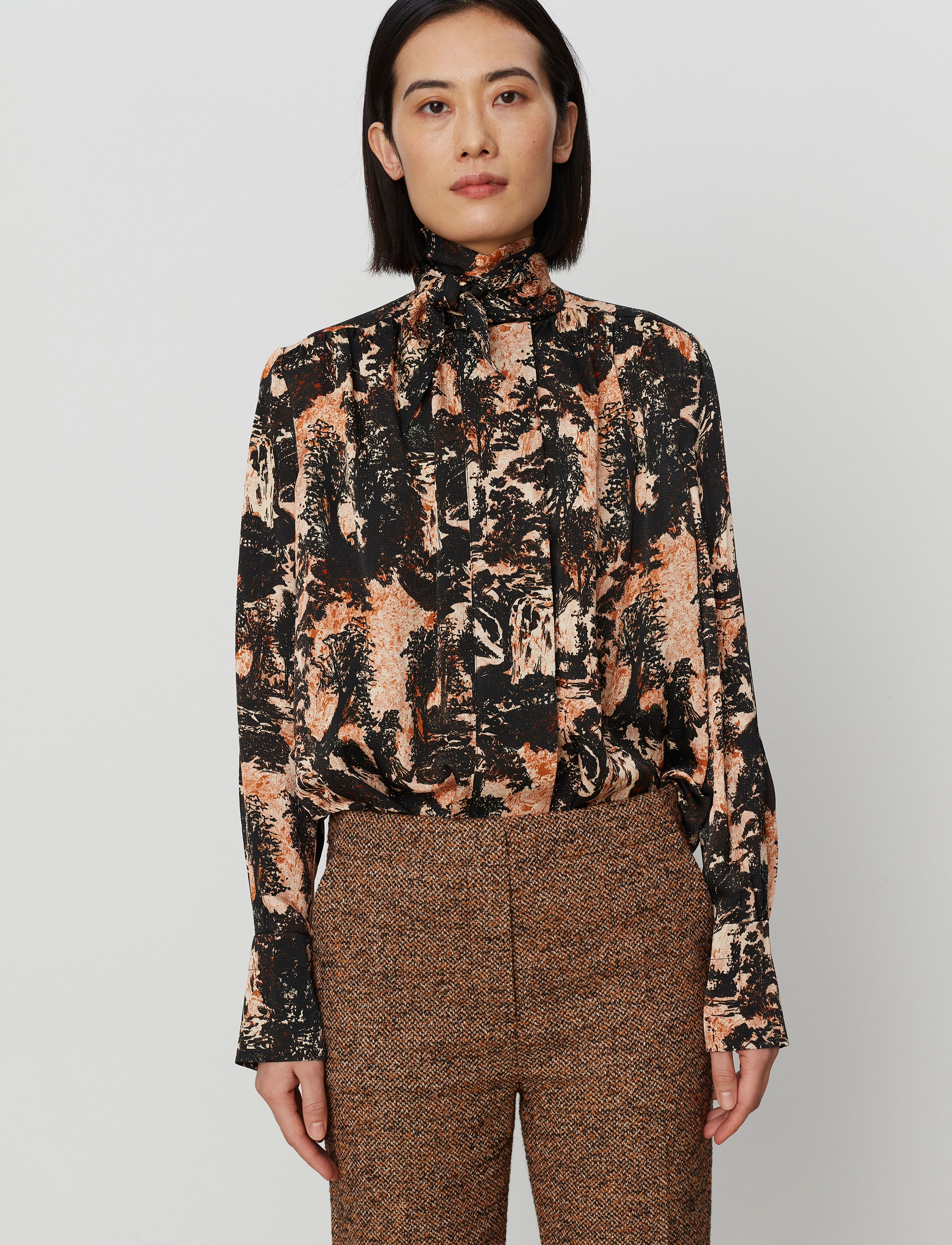 Day Birger et Mikkelsen - Kristen - Fall Scenery - flame - 2