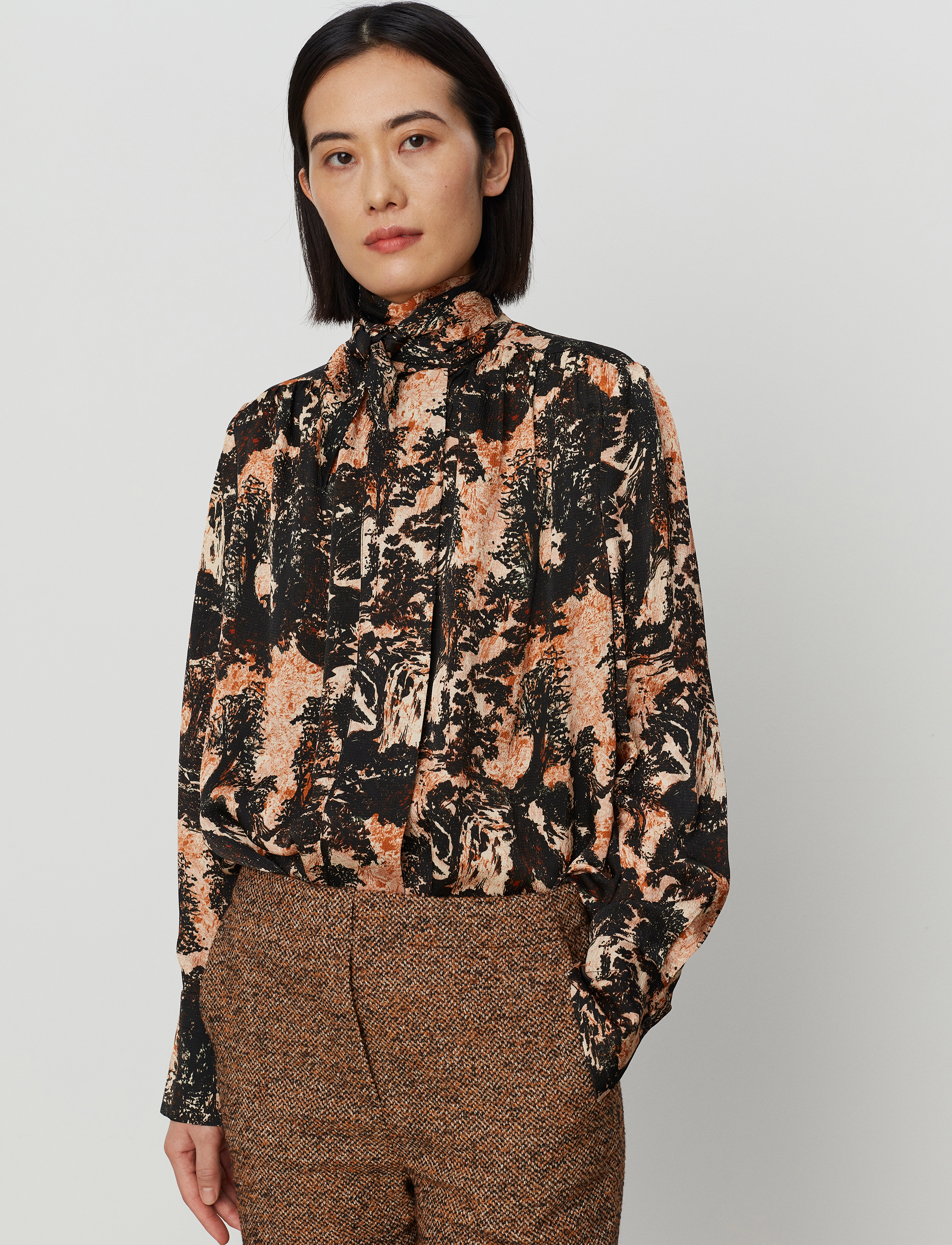 Day Birger et Mikkelsen - Kristen - Fall Scenery - flame - 5