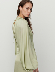 Day Birger et Mikkelsen - Whitney - Fluid Texture - midi kjoler - celadon green - 5