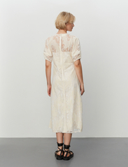 Day Birger et Mikkelsen - Amias - Artistic Lace - midi kjoler - vanilla ice - 5
