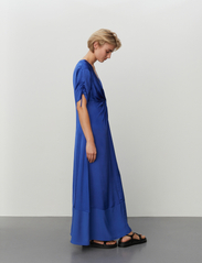 Day Birger et Mikkelsen - Eloise - Fluid Viscose - summer dresses - stratospheric blue - 3