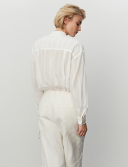 Day Birger et Mikkelsen - Nolan - Crispy Cotton Stripe - langermede skjorter - bright white - 5