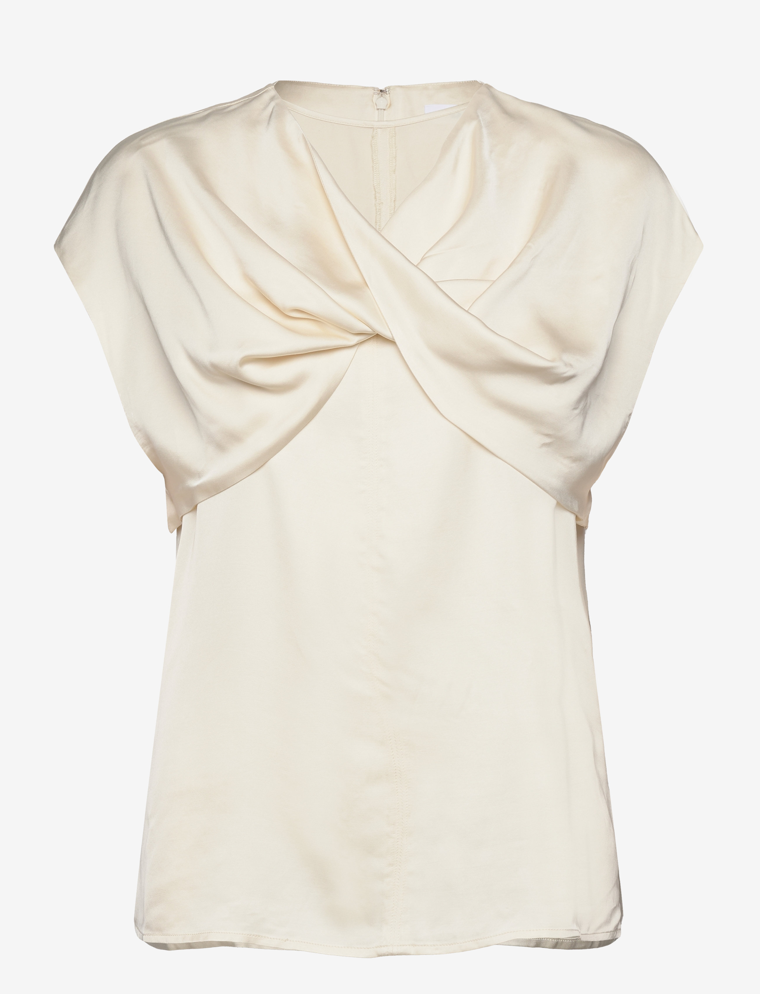 WINTER WHITE